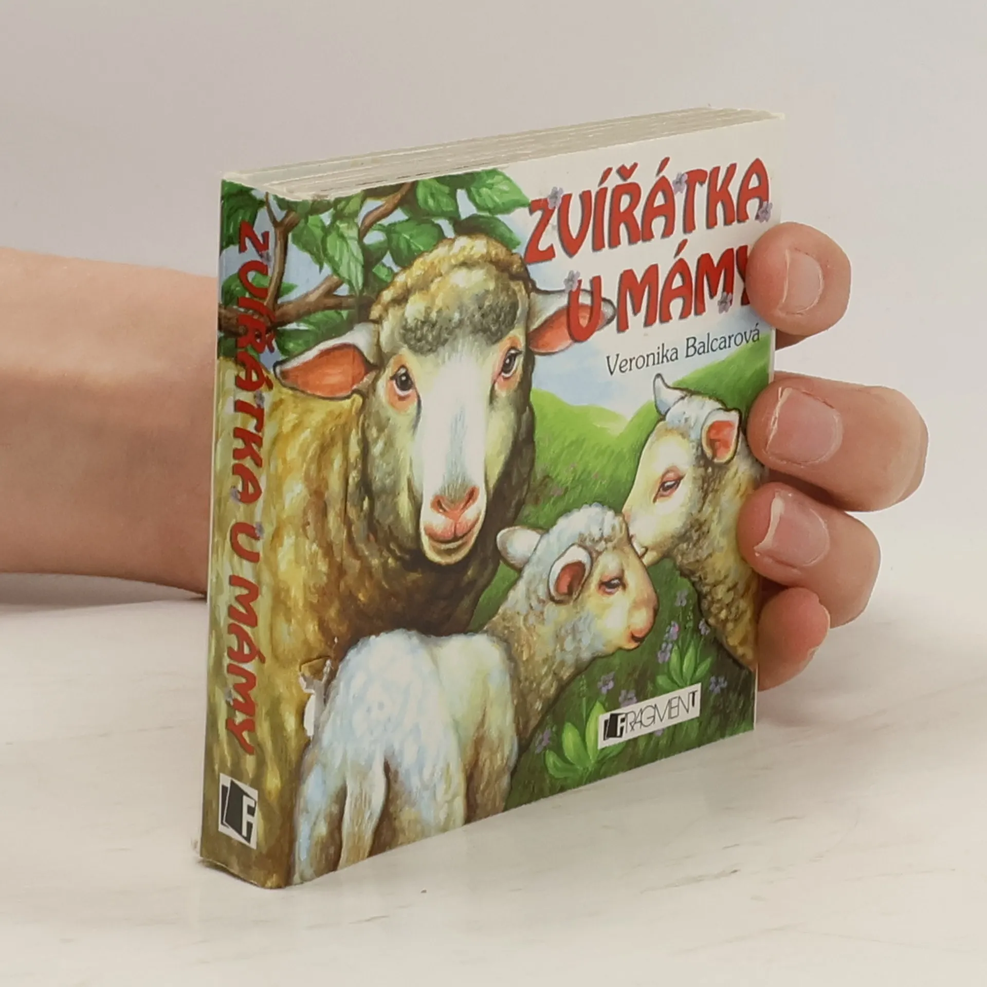 Zvířátka u mámy | Book | Veronika Balcarová | CS