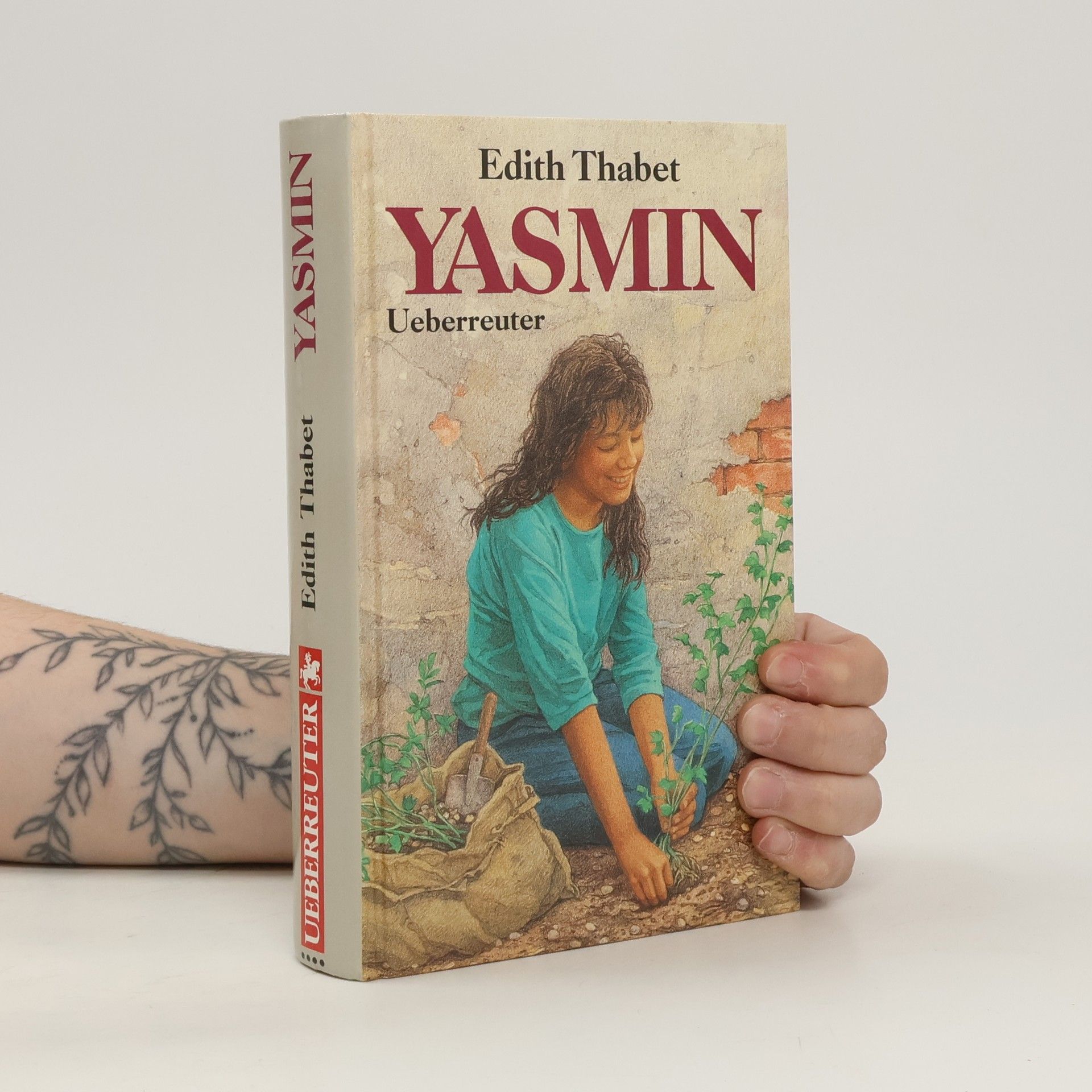 Edith Thabet Yasmin