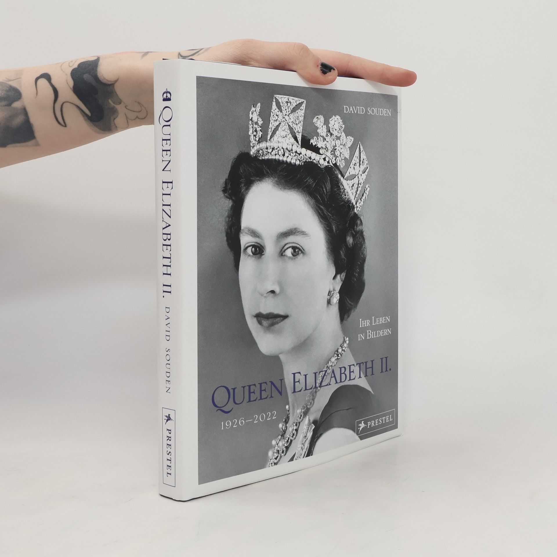 David Souden Queen Elizabeth II.