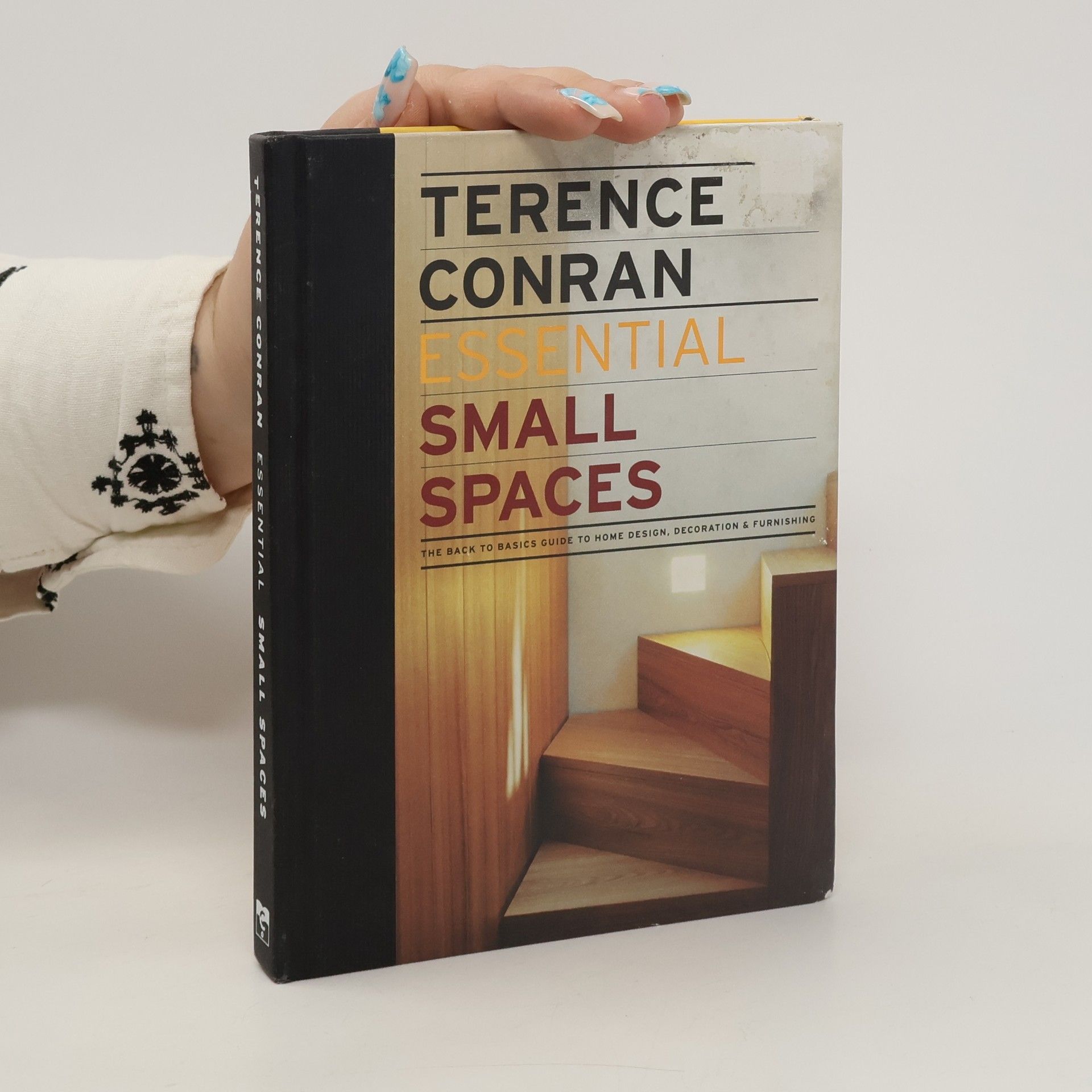 Terence Conran Essential Small Spaces