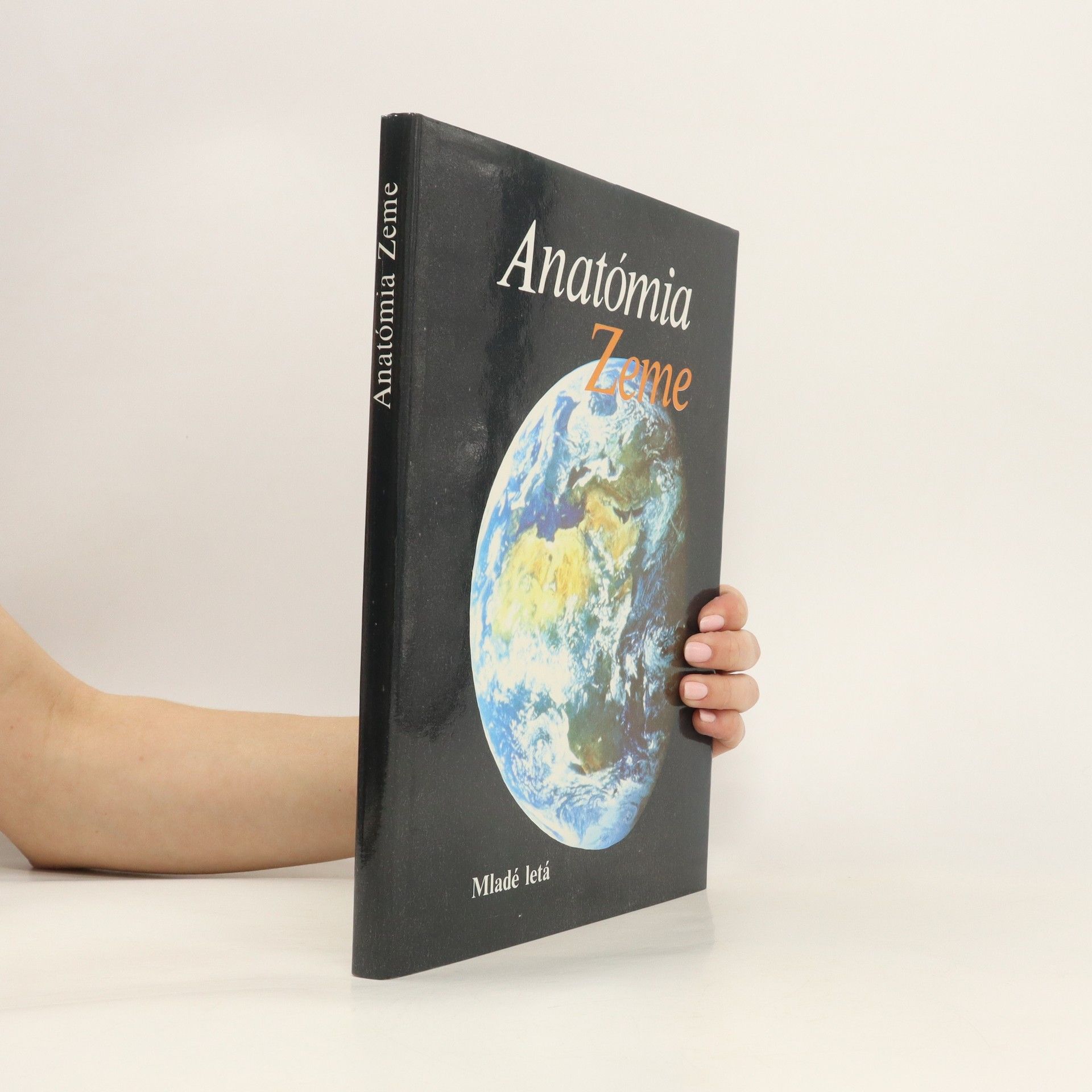 Marta Hajčíková Anatómia Zeme