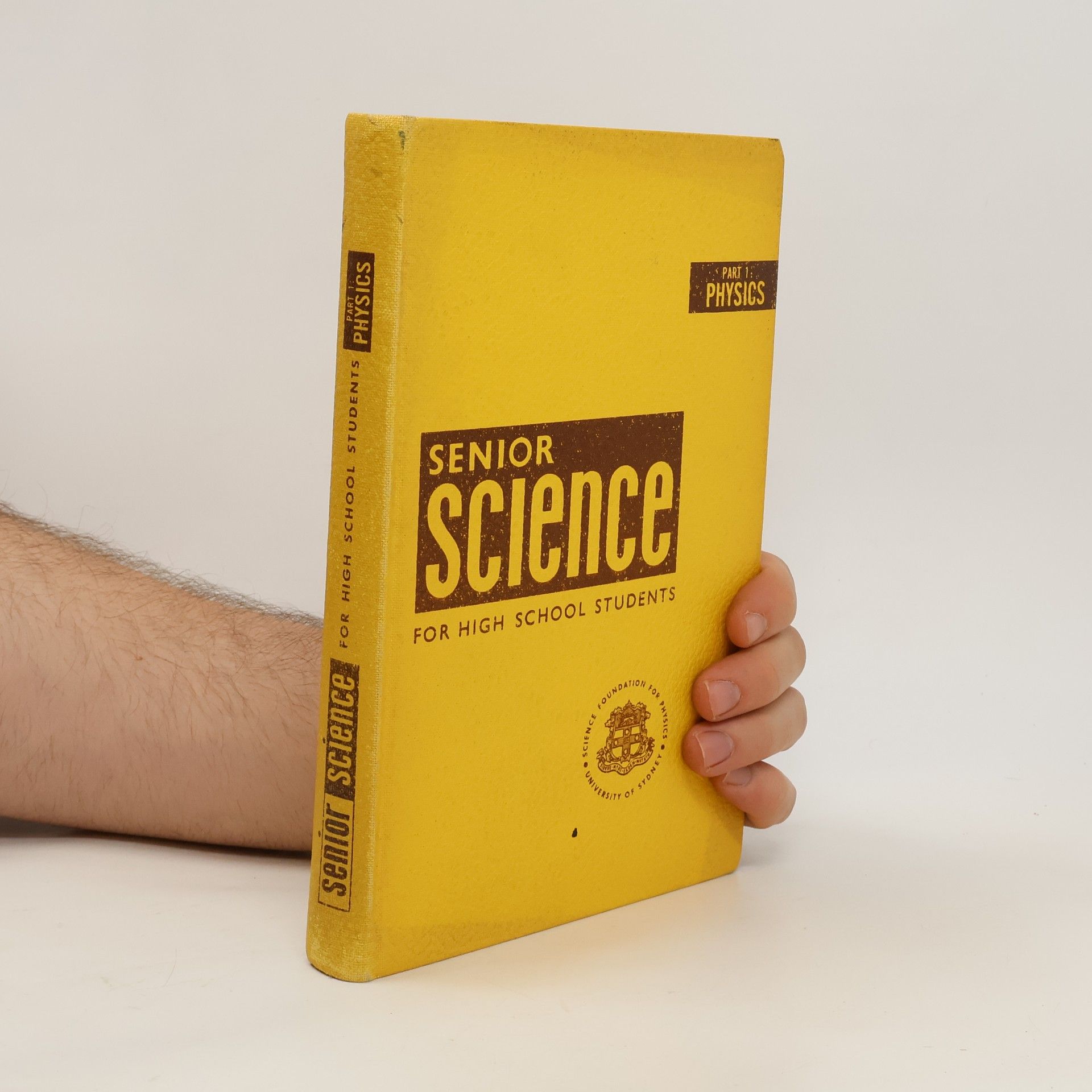 Collectif d'auteurs Senior Science for High School Students. Physics