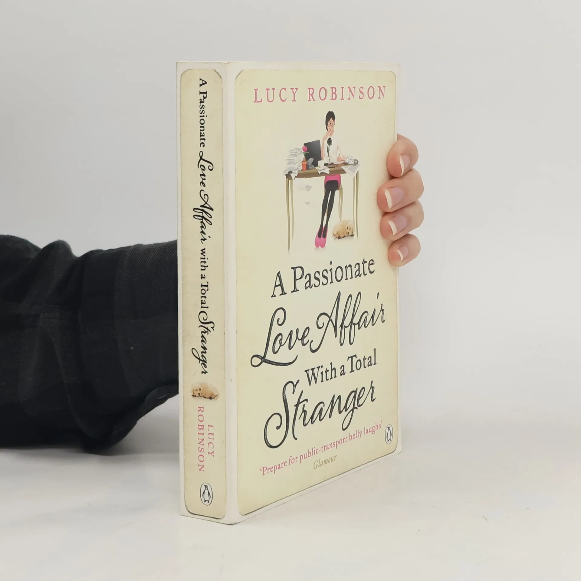 A Passionate Love Affair with a Total Stranger | Book | Paperback | Lucy Robinson | EN