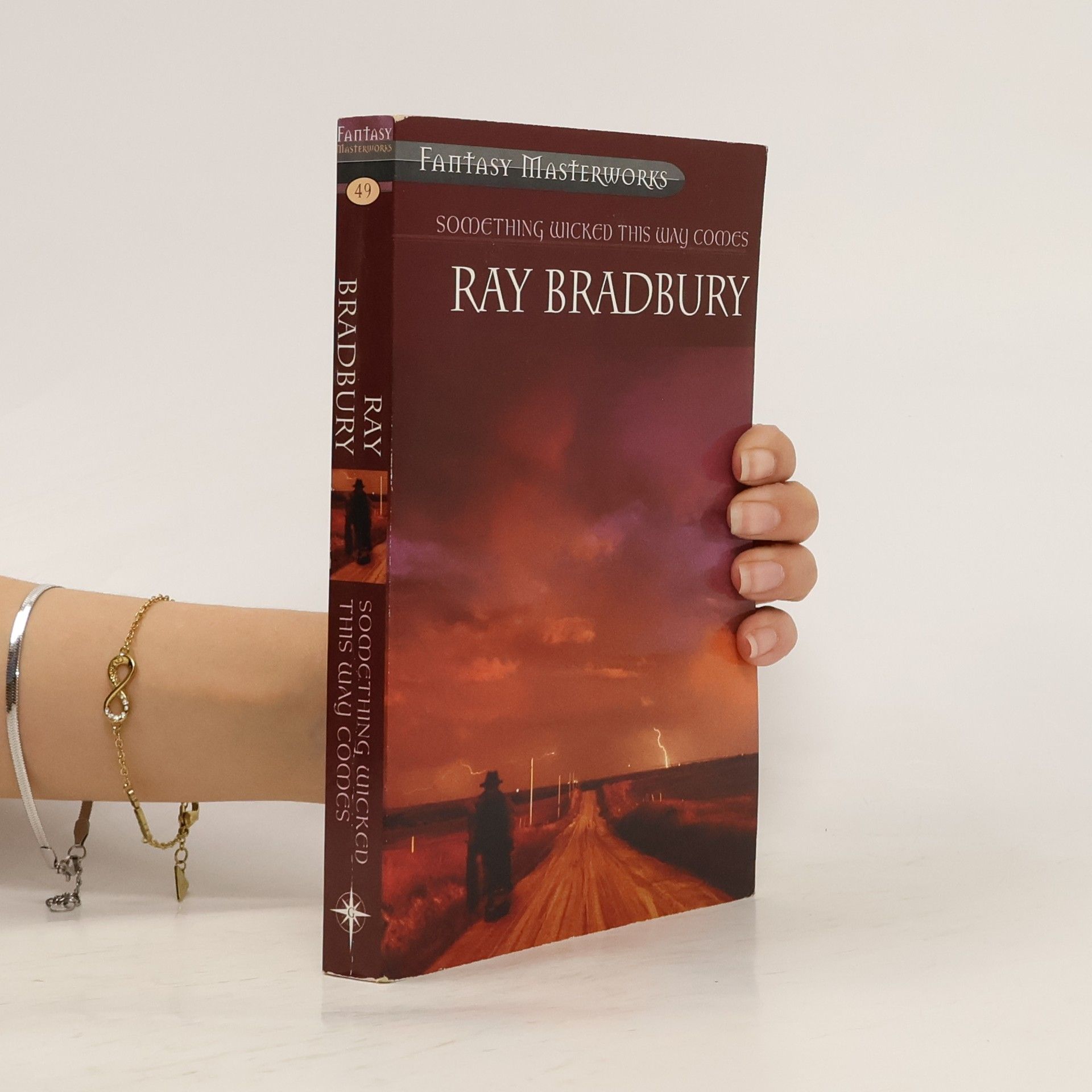 Ray Bradbury Something Wicked this Way Comes