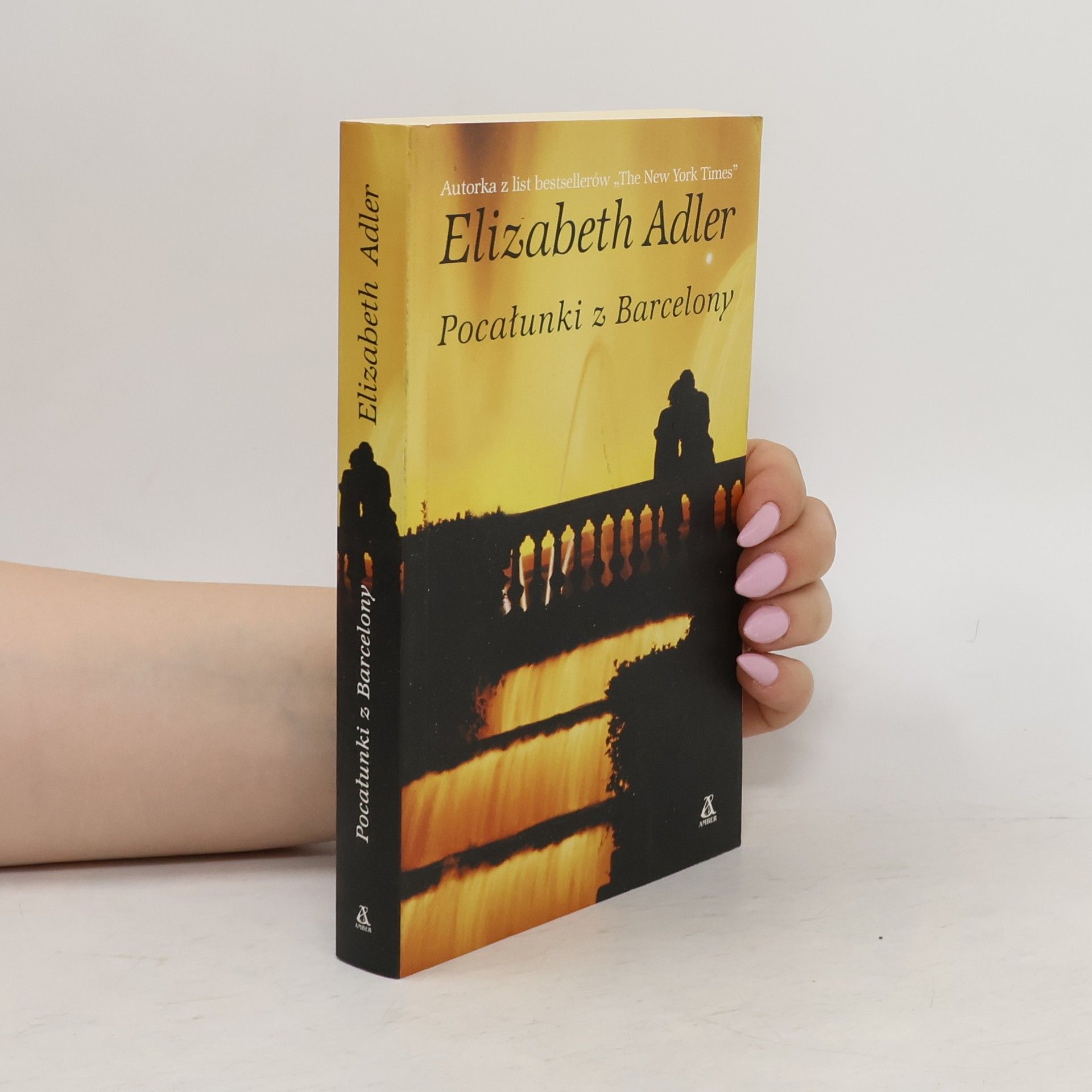 Elizabeth Adler Pocałunki z Barcelony