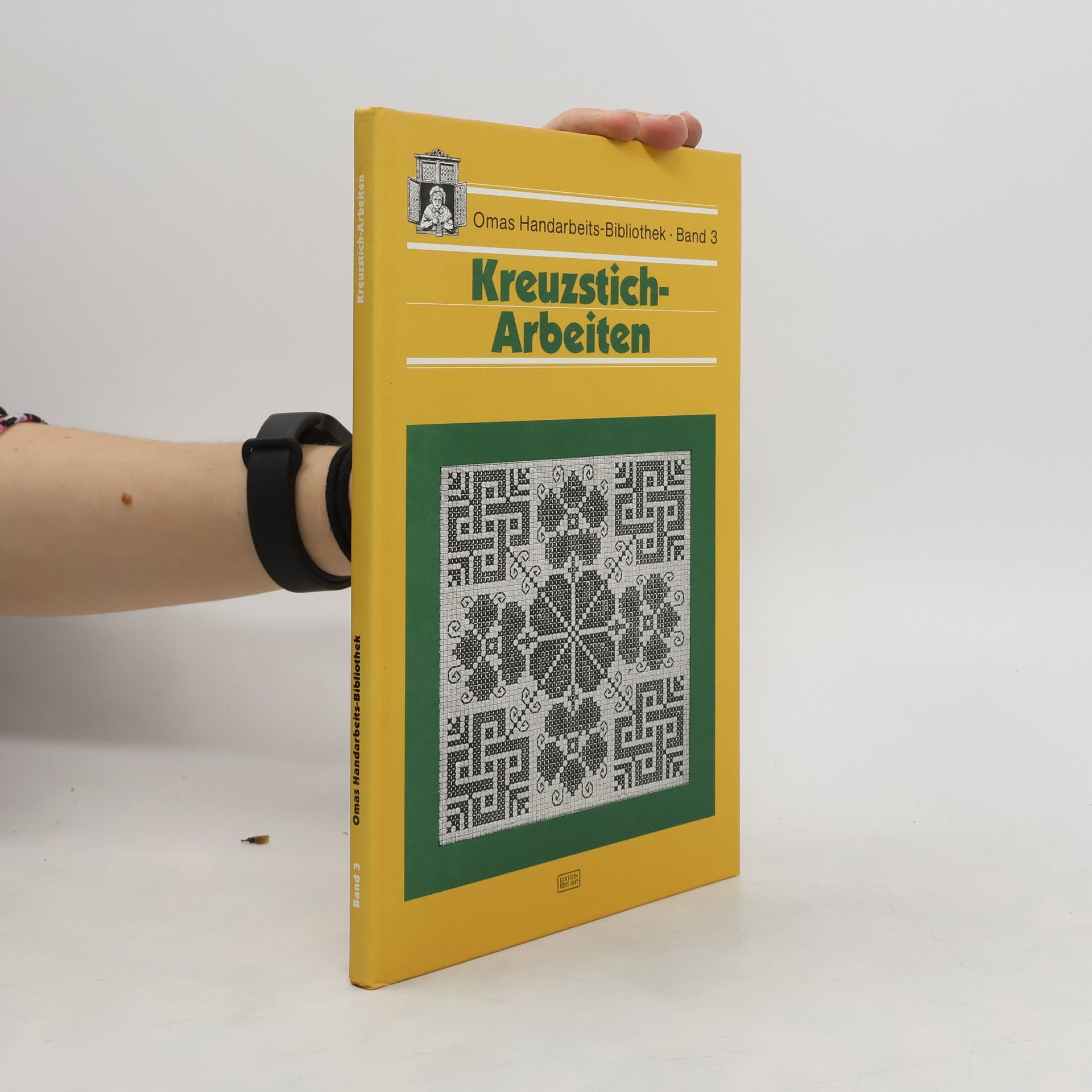 Helene Weber Kreuzstich-Arbeiten