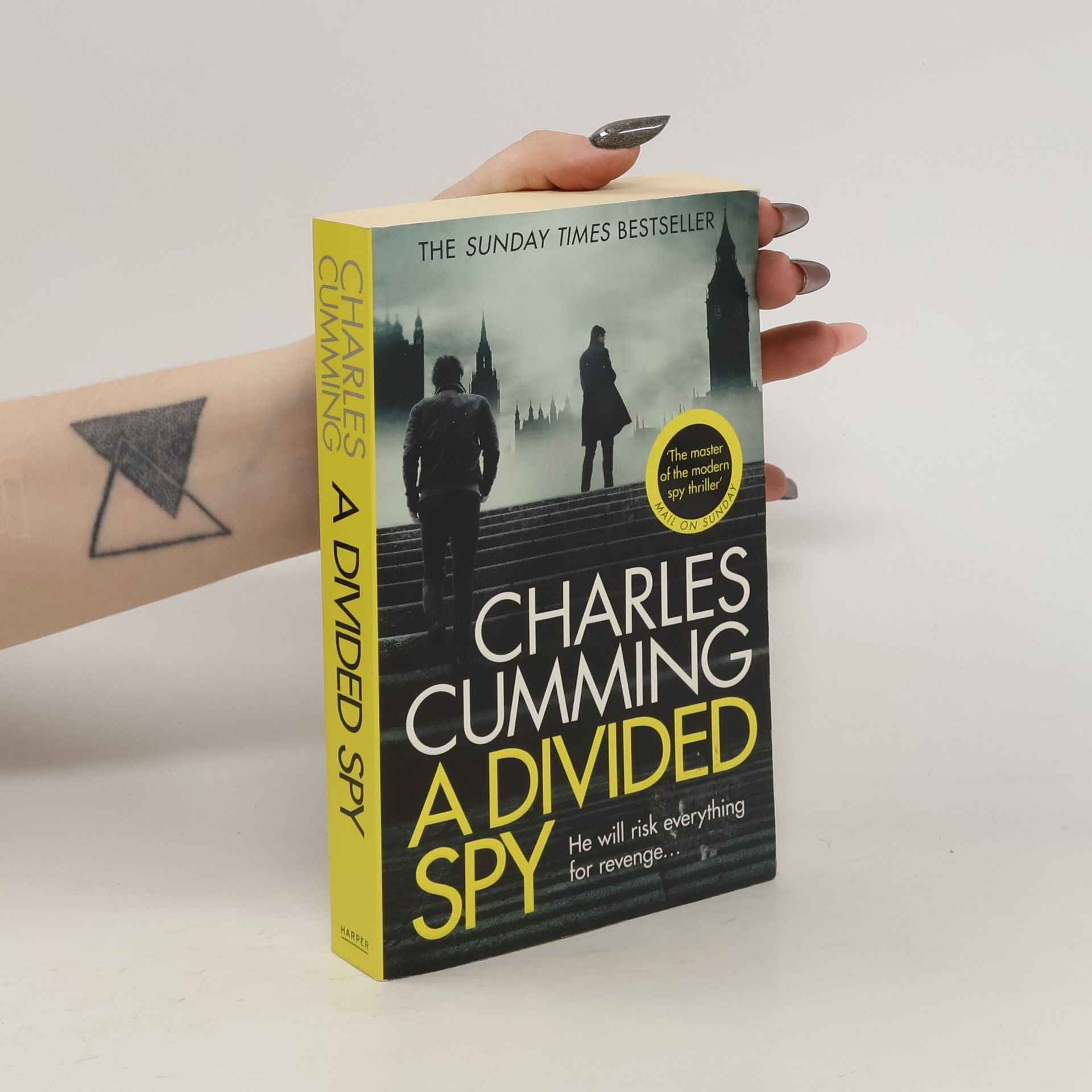 Charles Cumming A Divided Spy