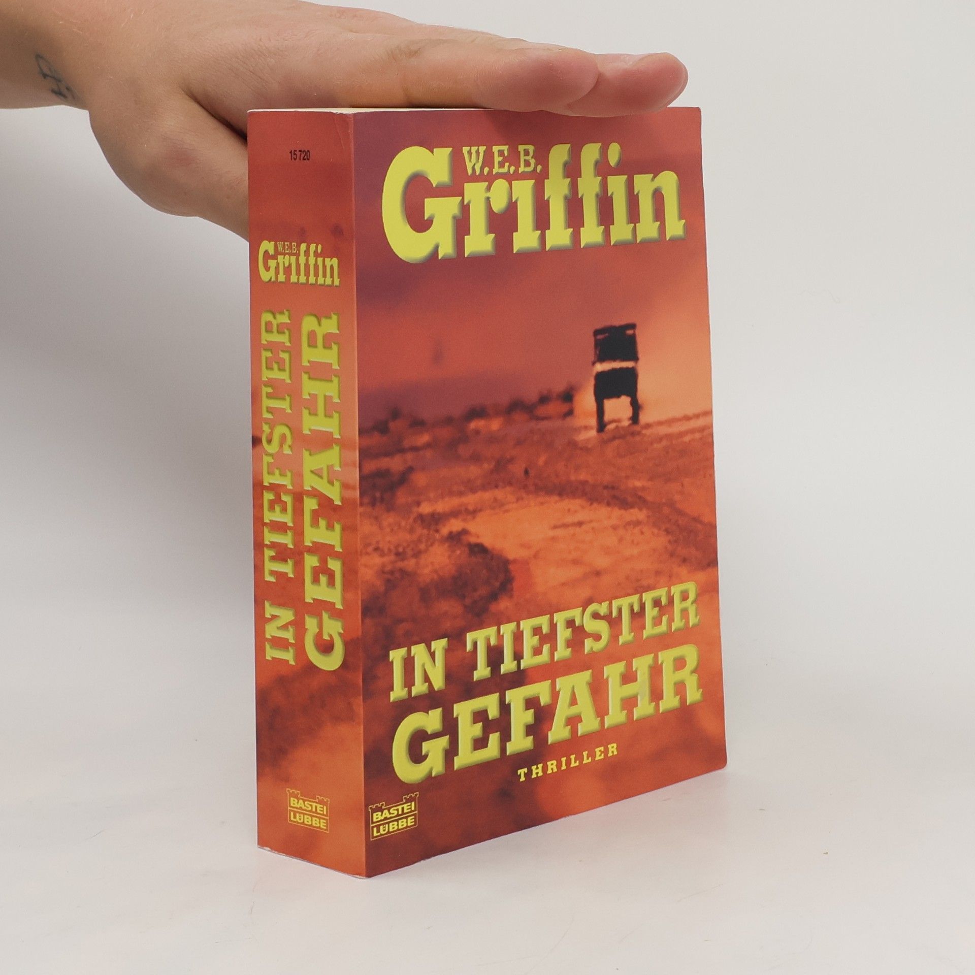 William E. Butterworth In tiefster Gefahr