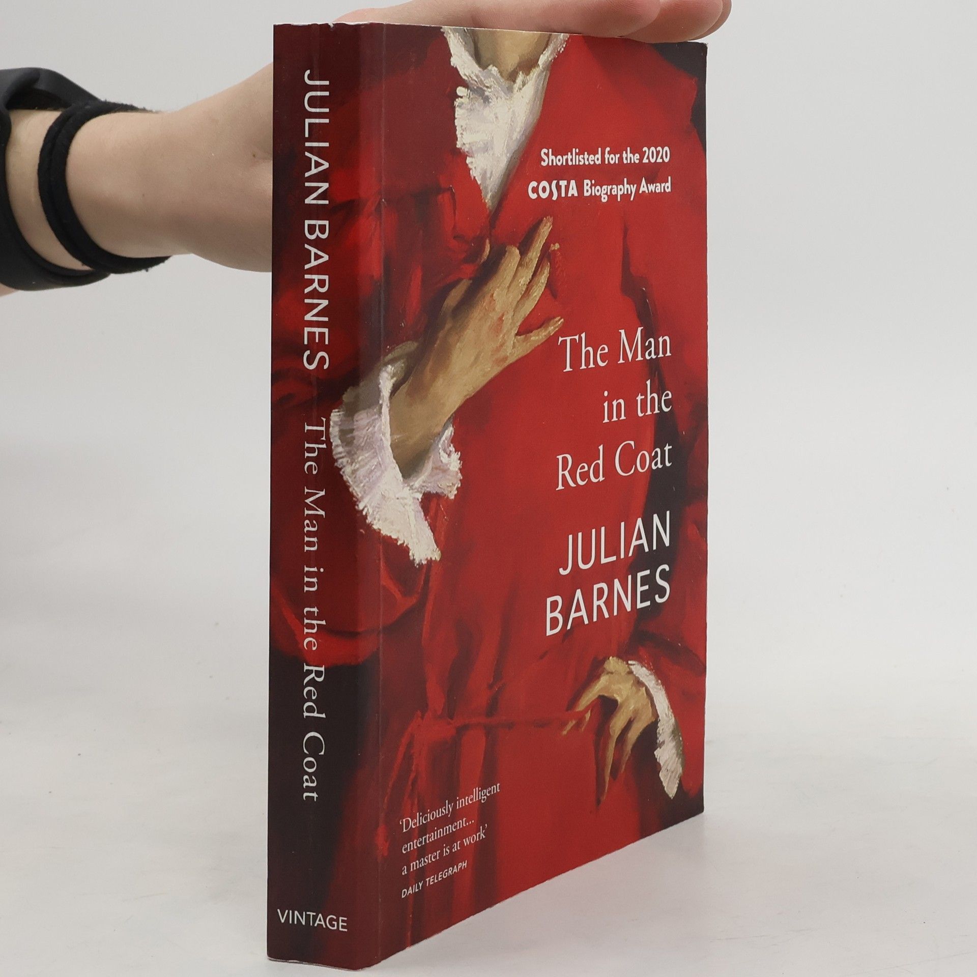 Julian Barnes The man in the red coat