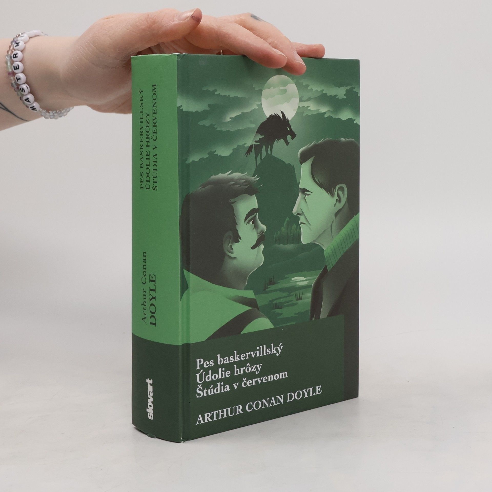 Arthur Conan Doyle Pes baskervillský / Údolie hrôzy / Štúdia v červenom