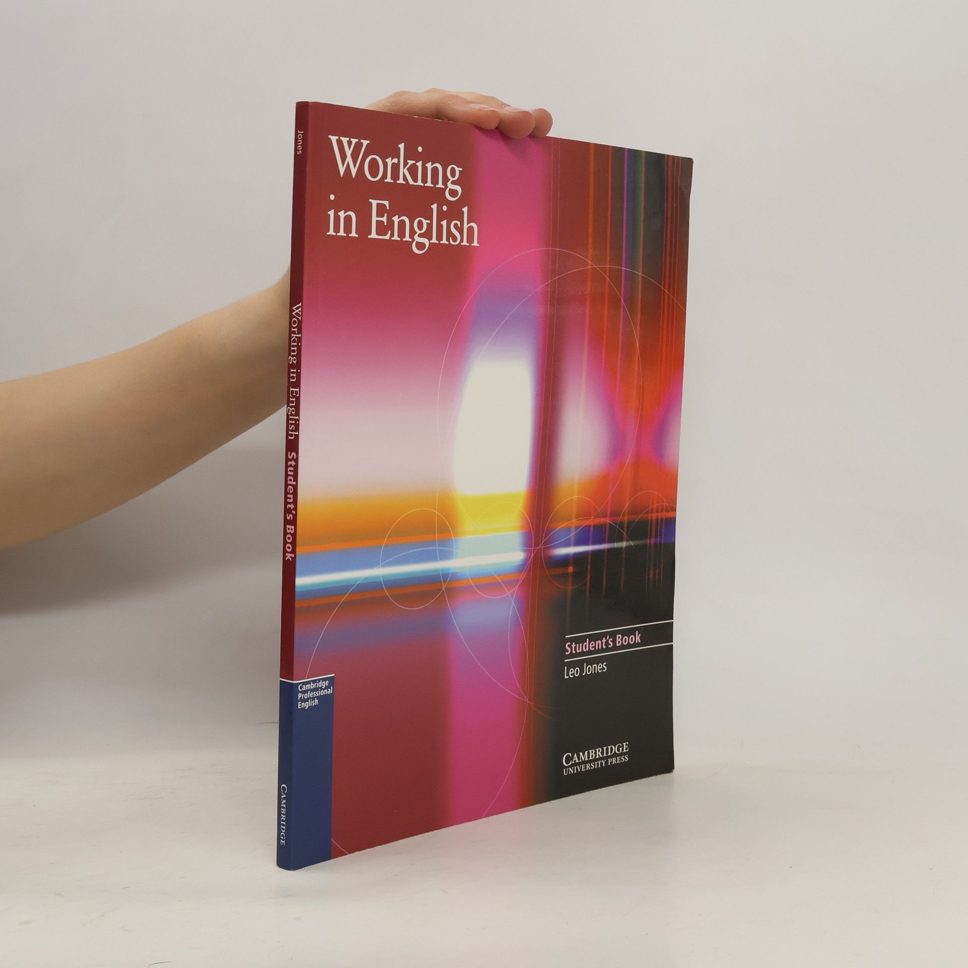 Leo Jones Working in English : student's book