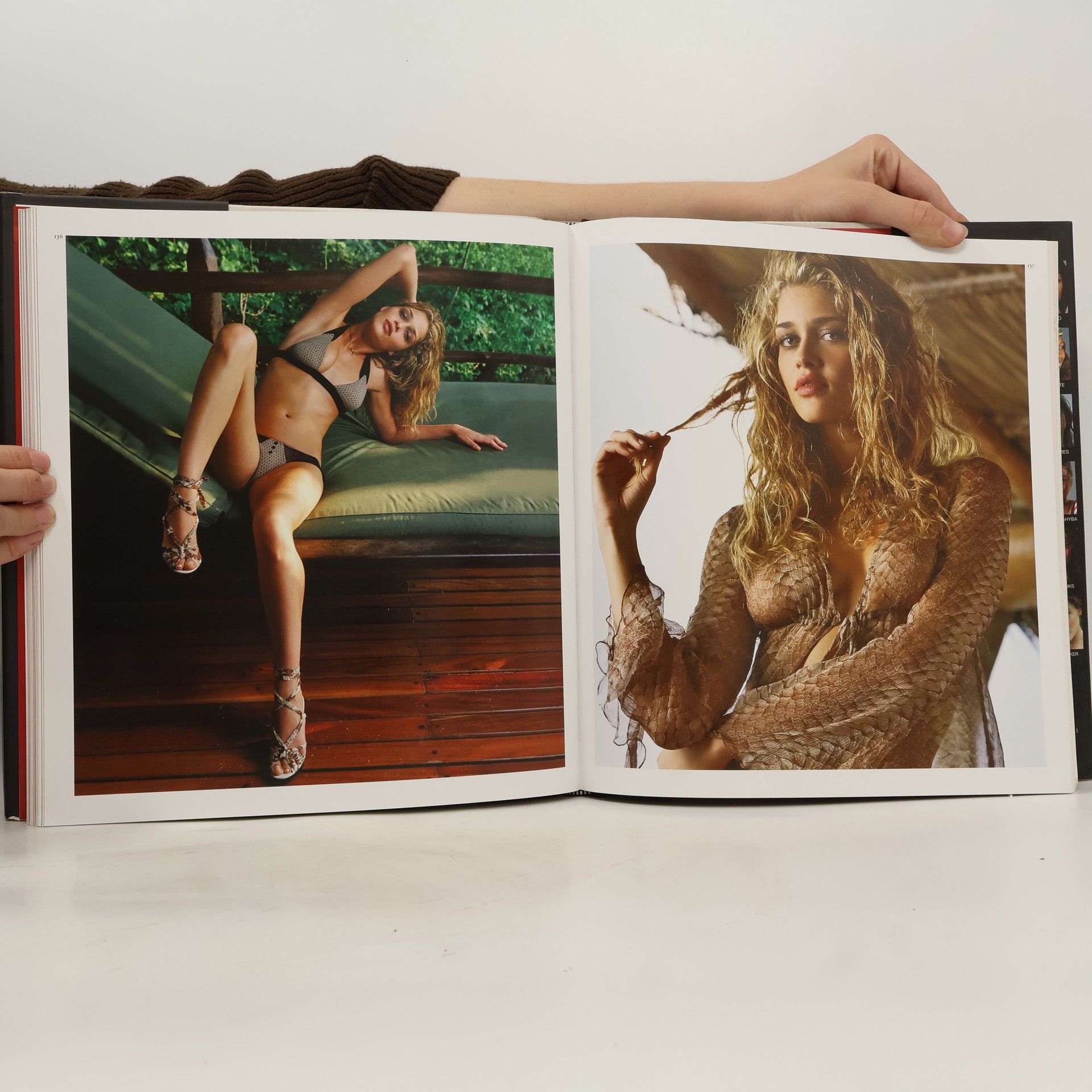 Kolektív autorov Sports Illustrated Swimsuit: The Complete Portfolio