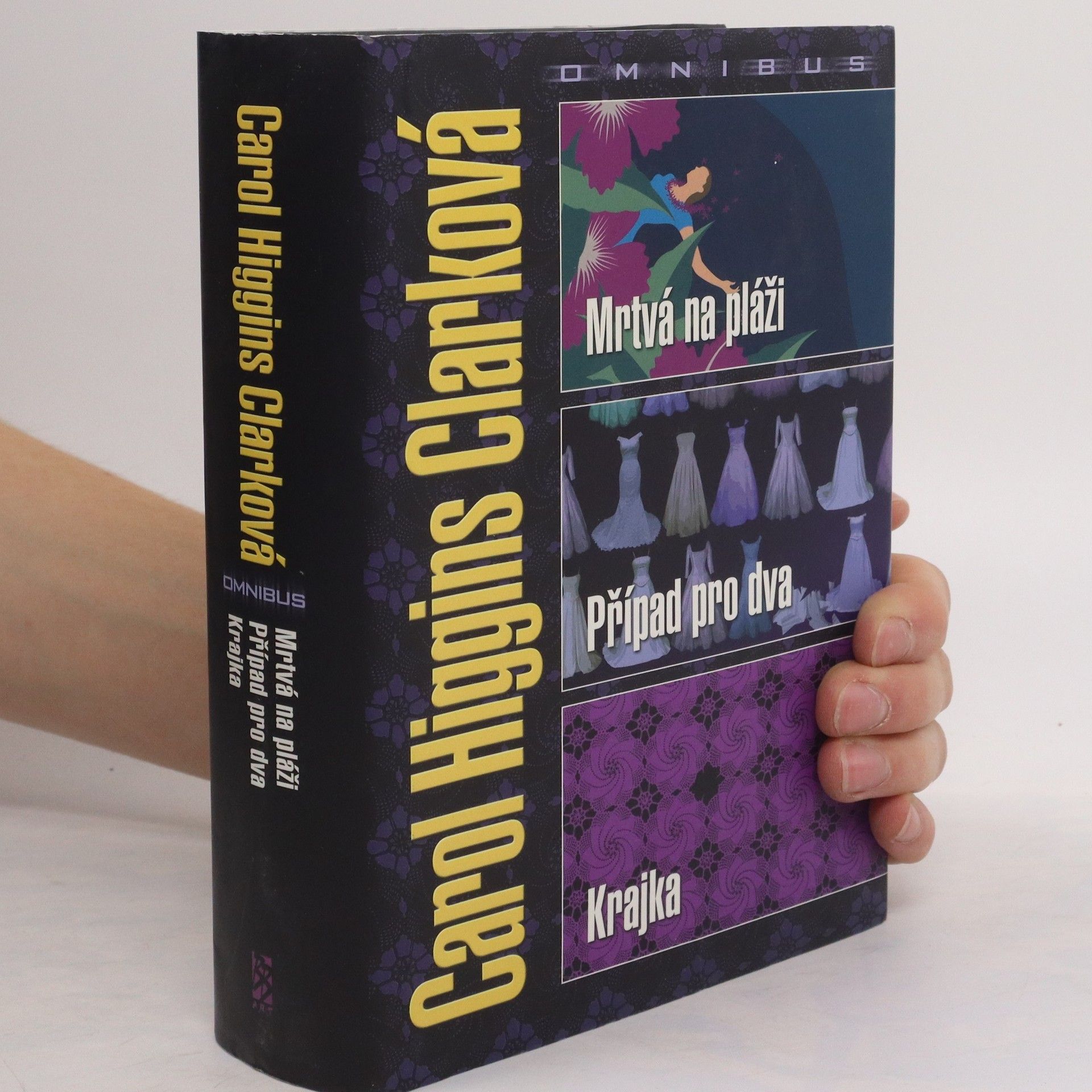 Carol Higgins Clark Mrtvá na pláži. Případ pro dva. Krajka.