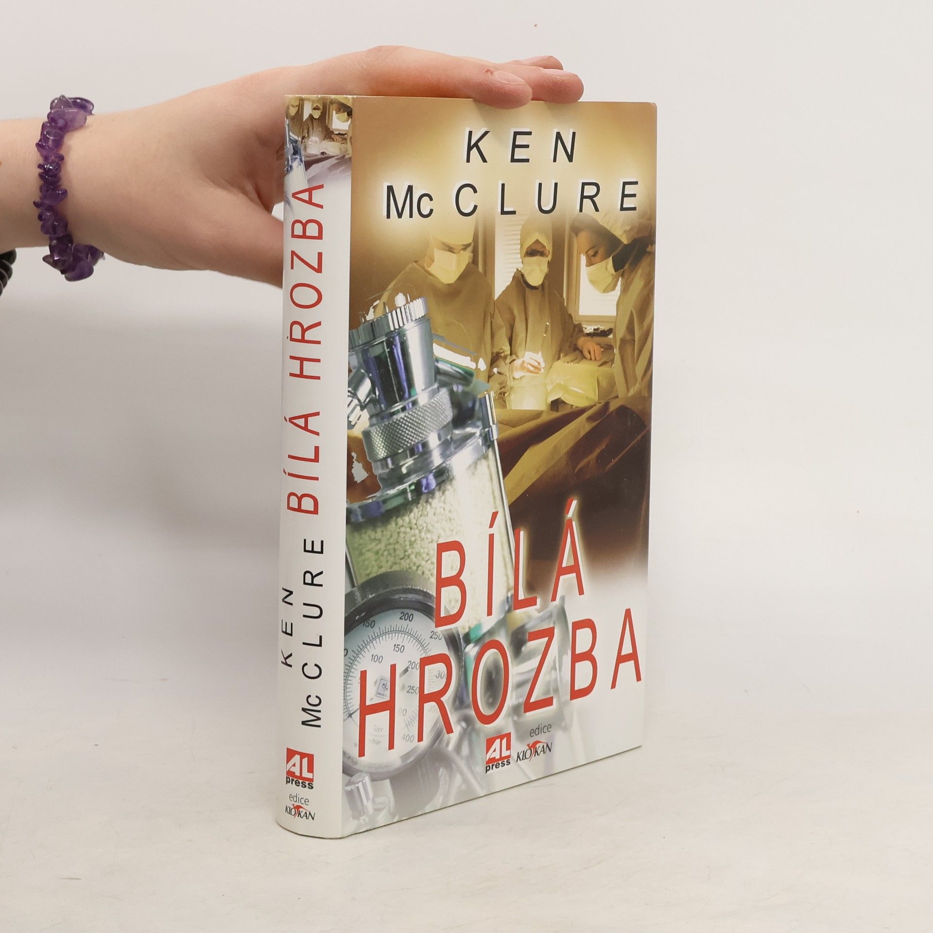 Ken McClure Bílá hrozba
