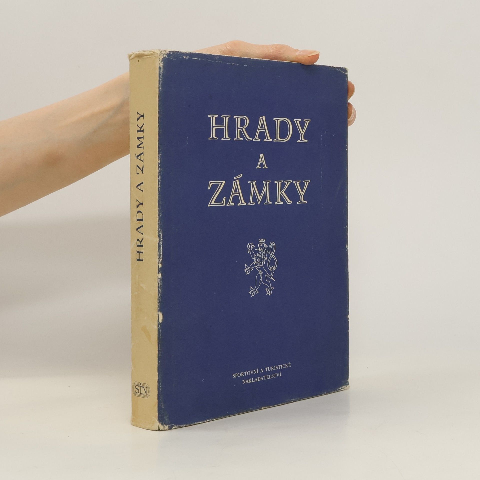 kolektiv Hrady a zámky