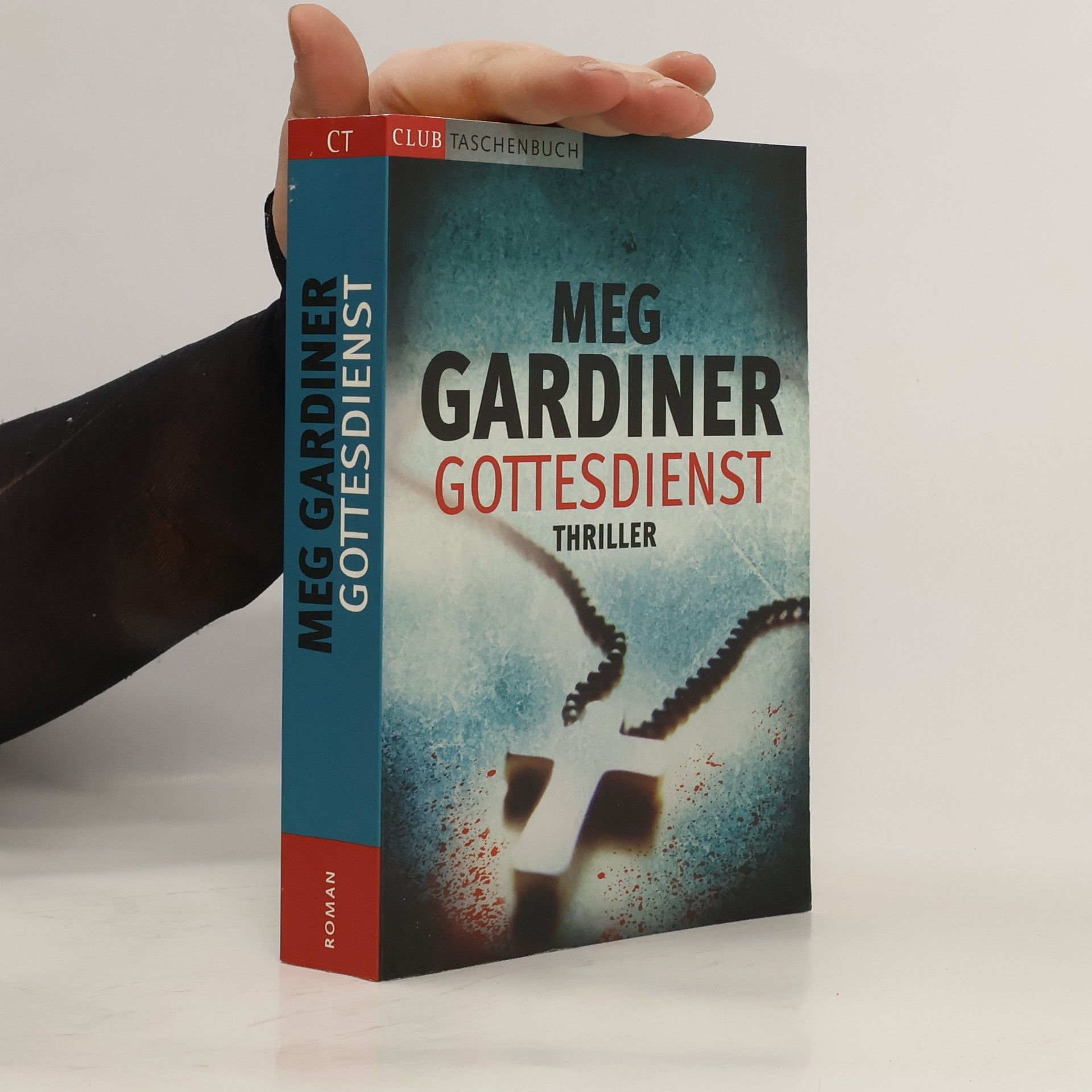 Meg Gardiner Gottesdienst