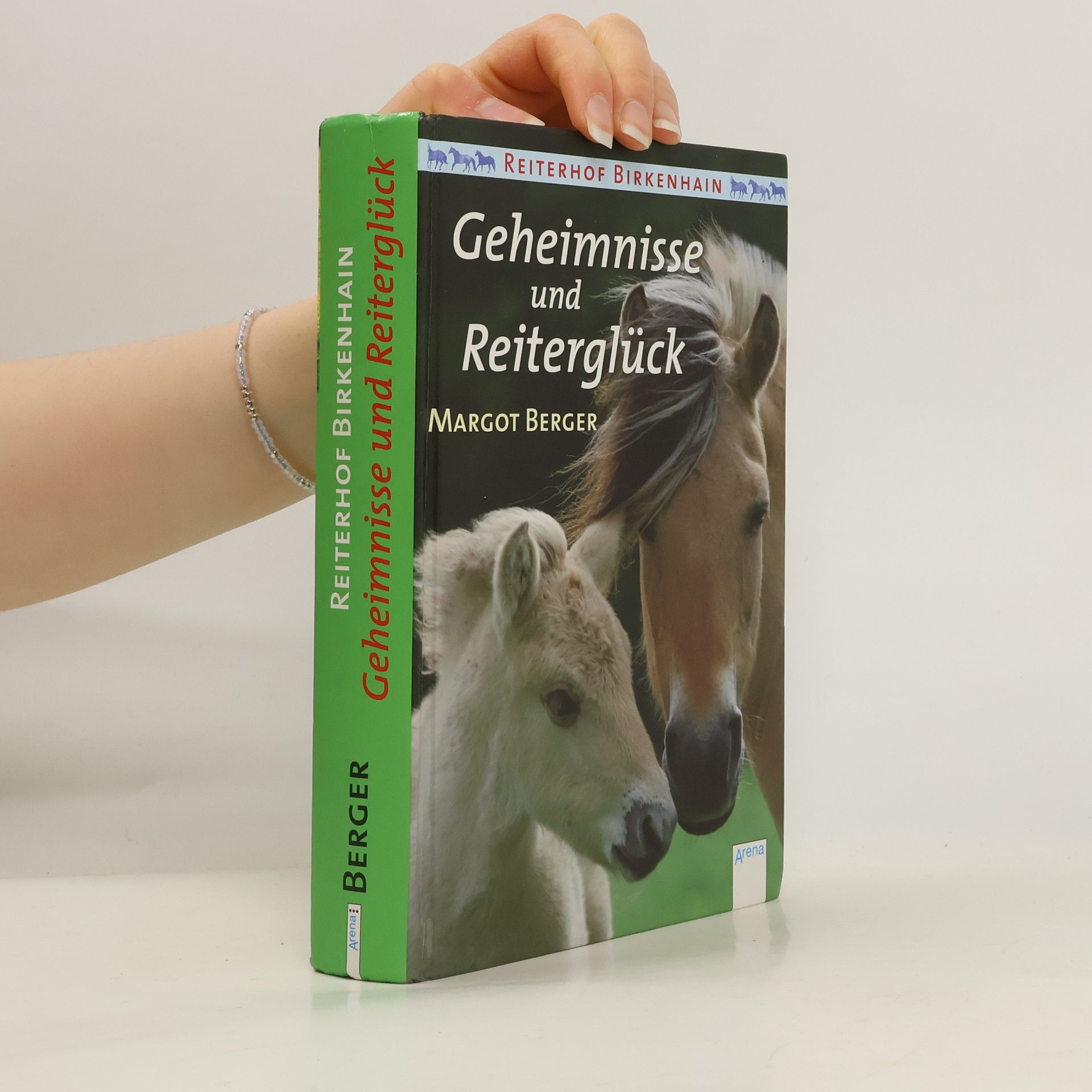 Margot Berger Geheimnisse und Reiterglück