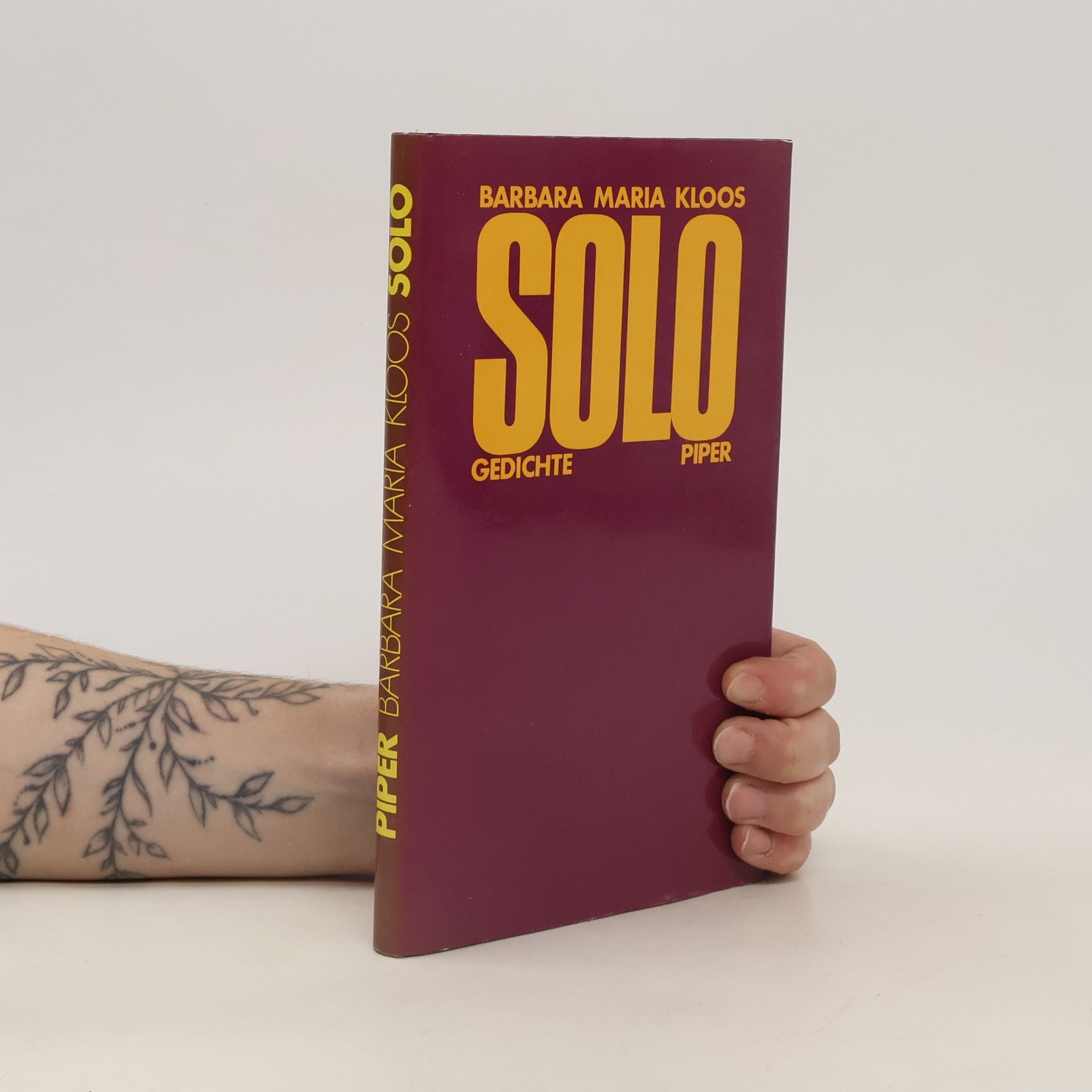 Barbara Maria Kloos Solo