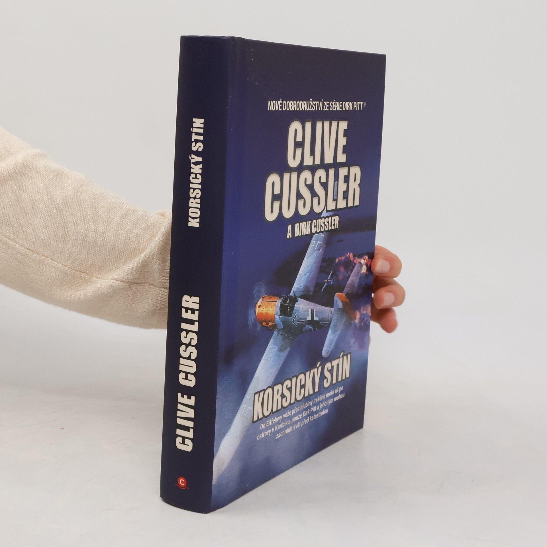 Clive Cussler Korsický stín