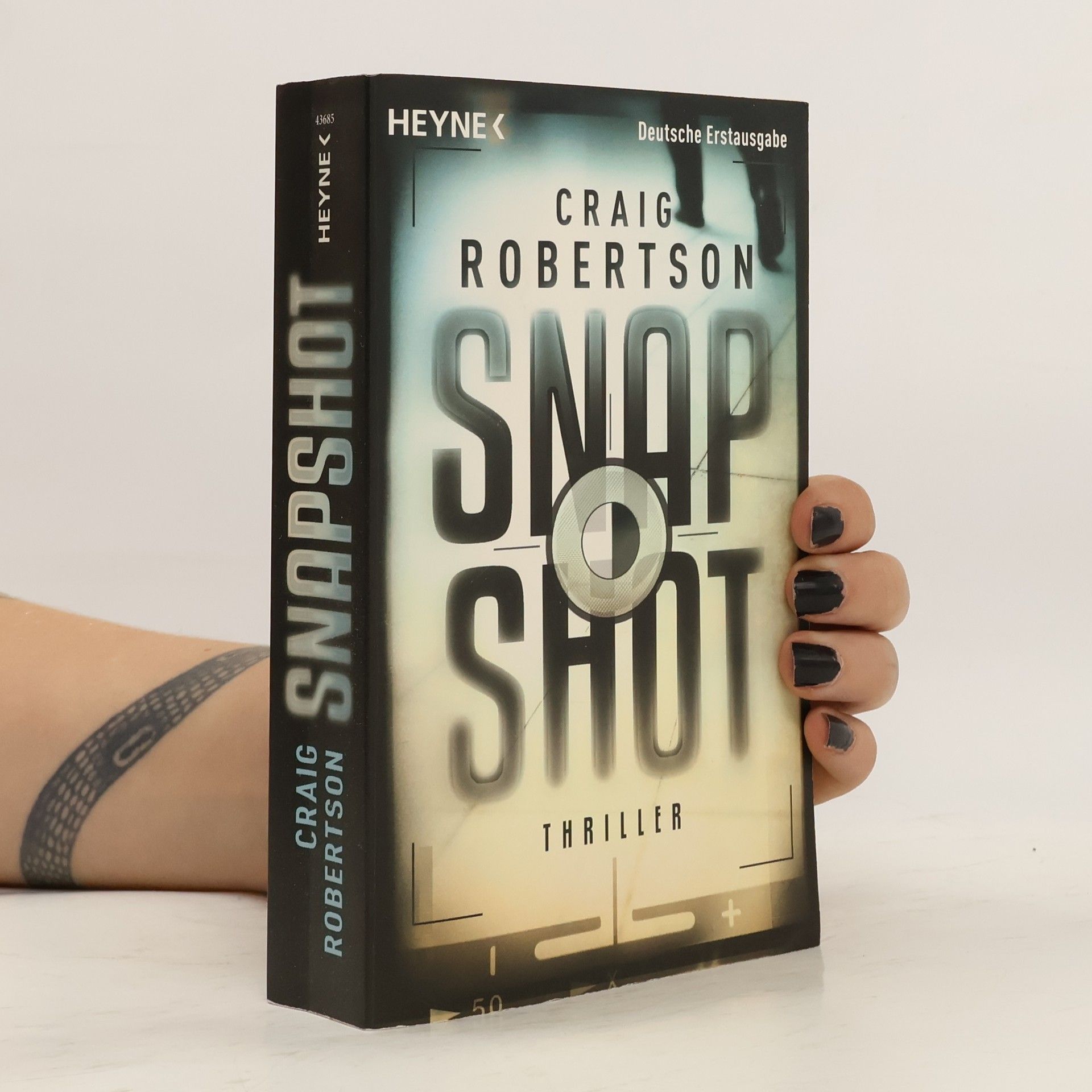 Craig Robertson Snapshot