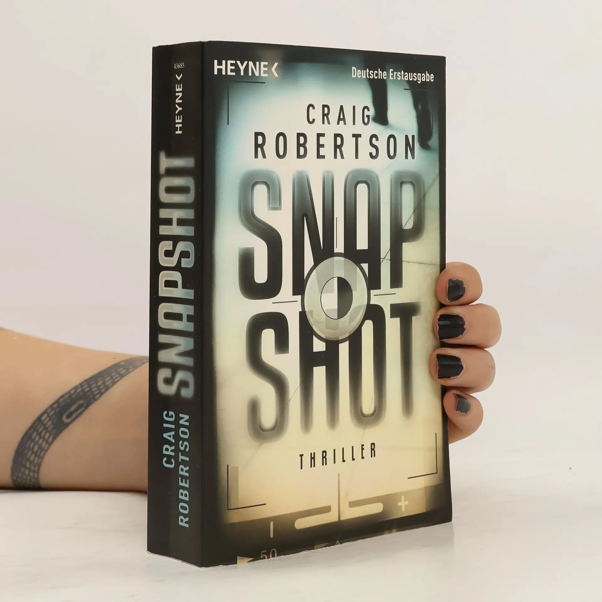 Snapshot | Book | Craig Robertson | DE