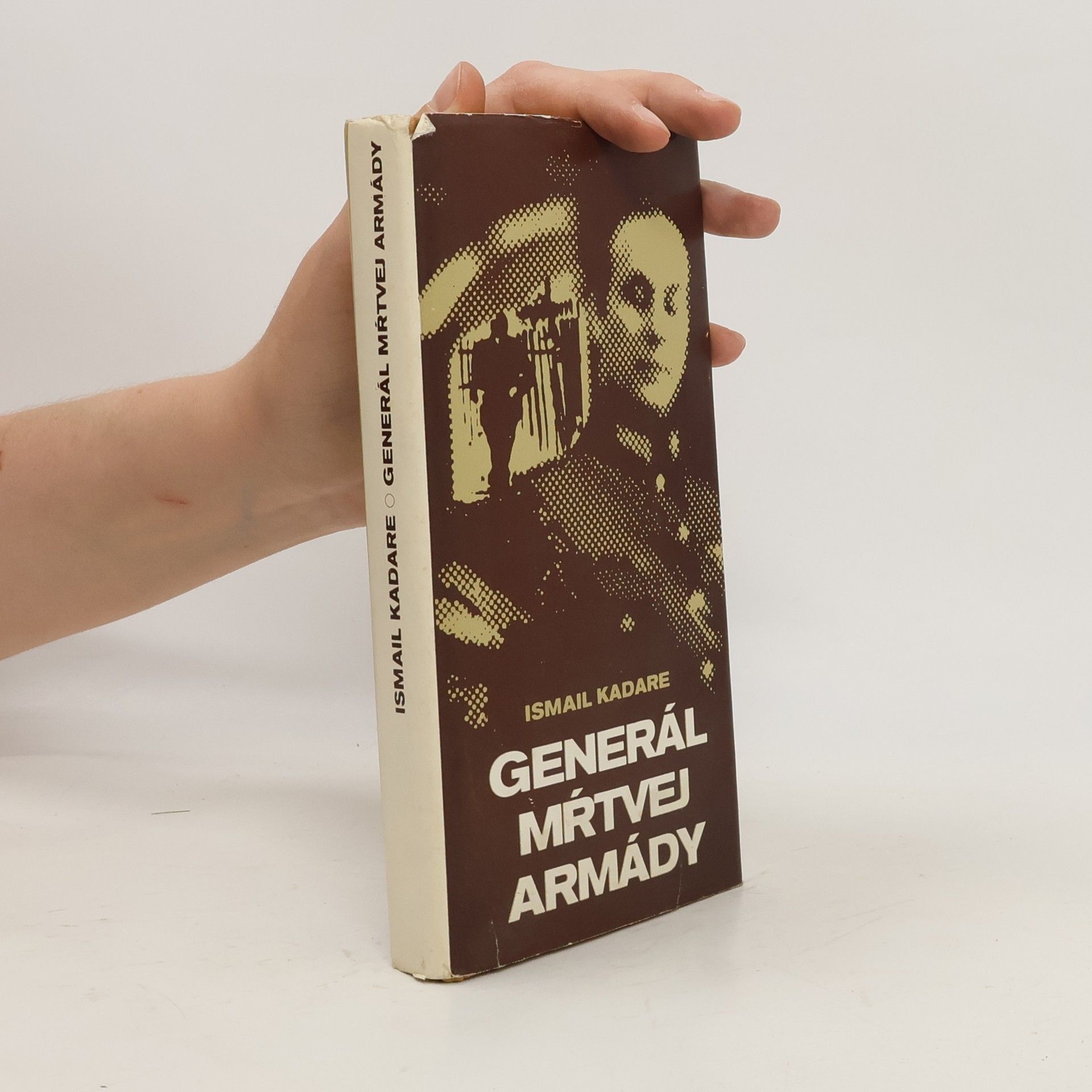 Ismail Kadare Generál mŕtvej armády