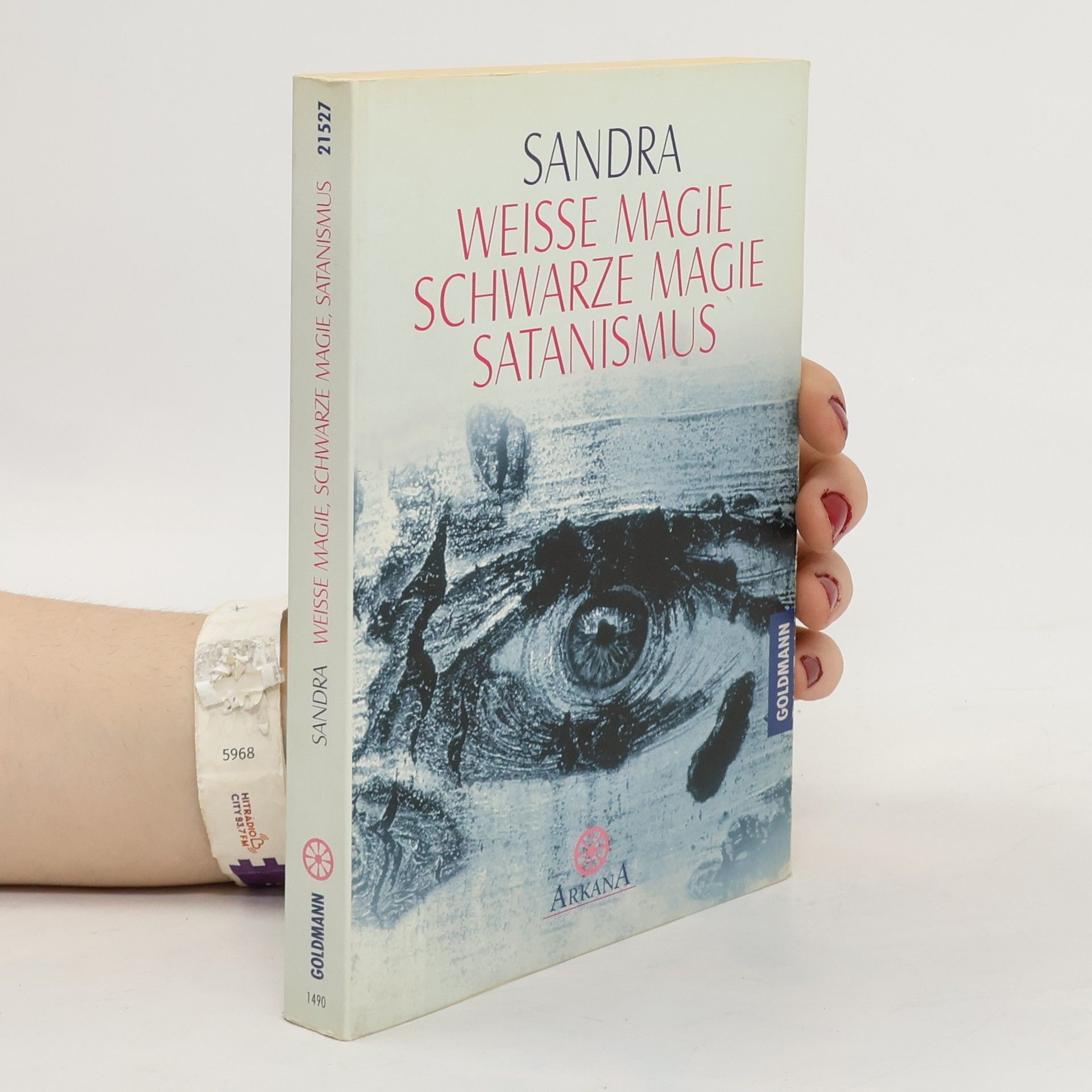 Sandra Weisse Magie, schwarze Magie, Satanismus
