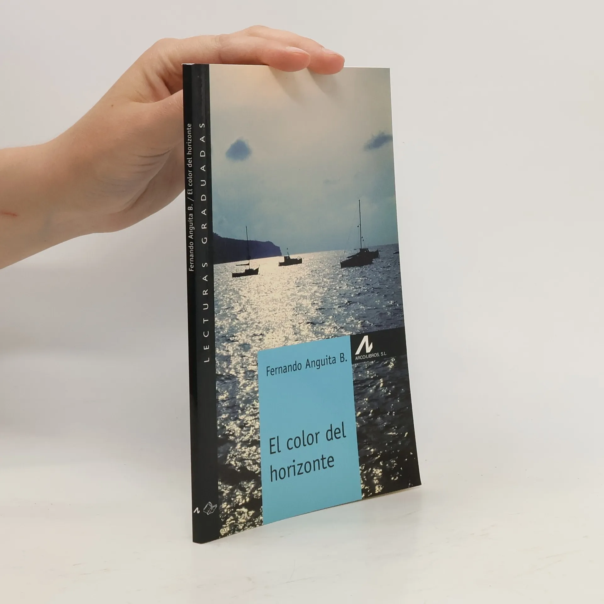 El color del horizonte | Book | Paperback | Fernando Anguita B. | ES
