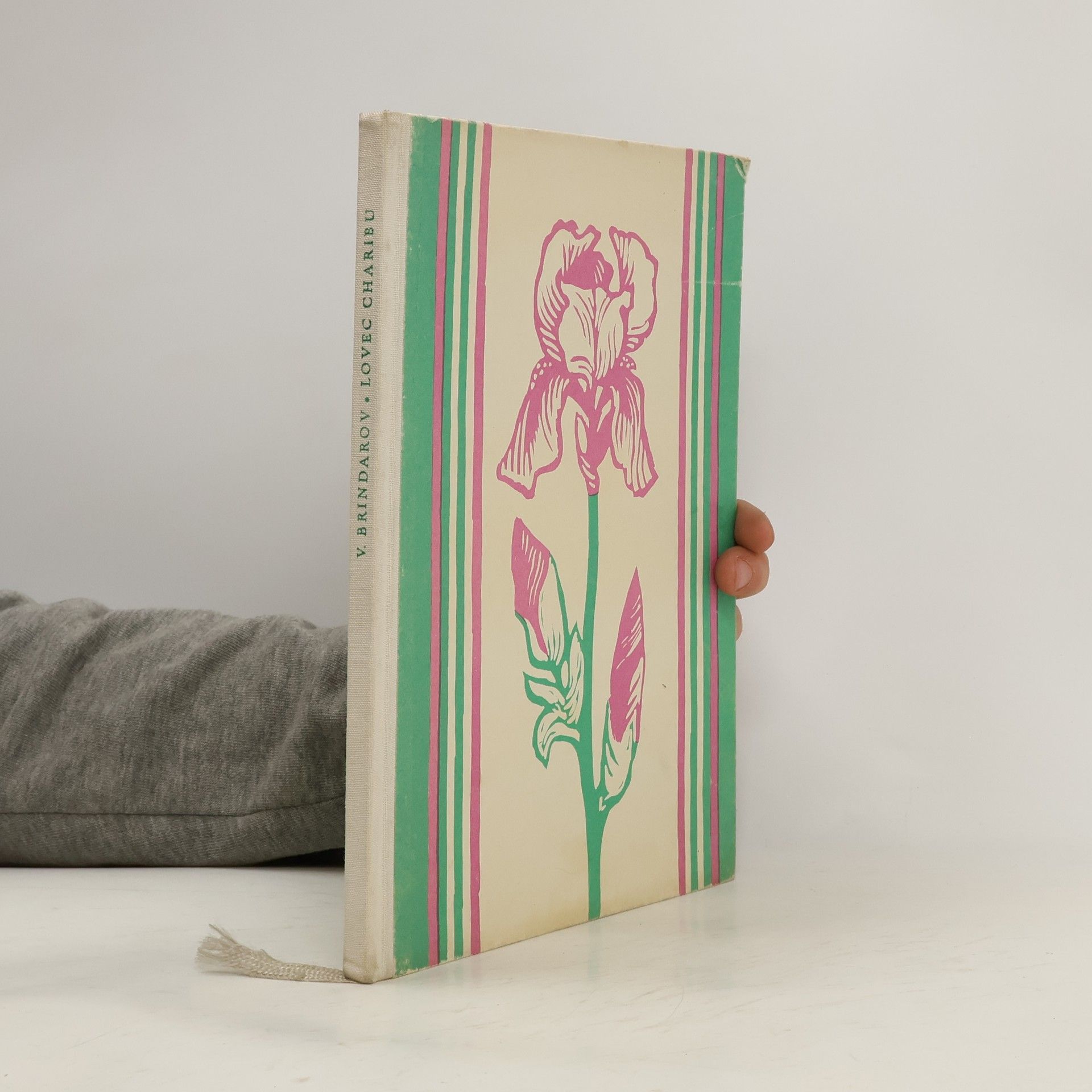 V. Brindarov Lovec Charibu