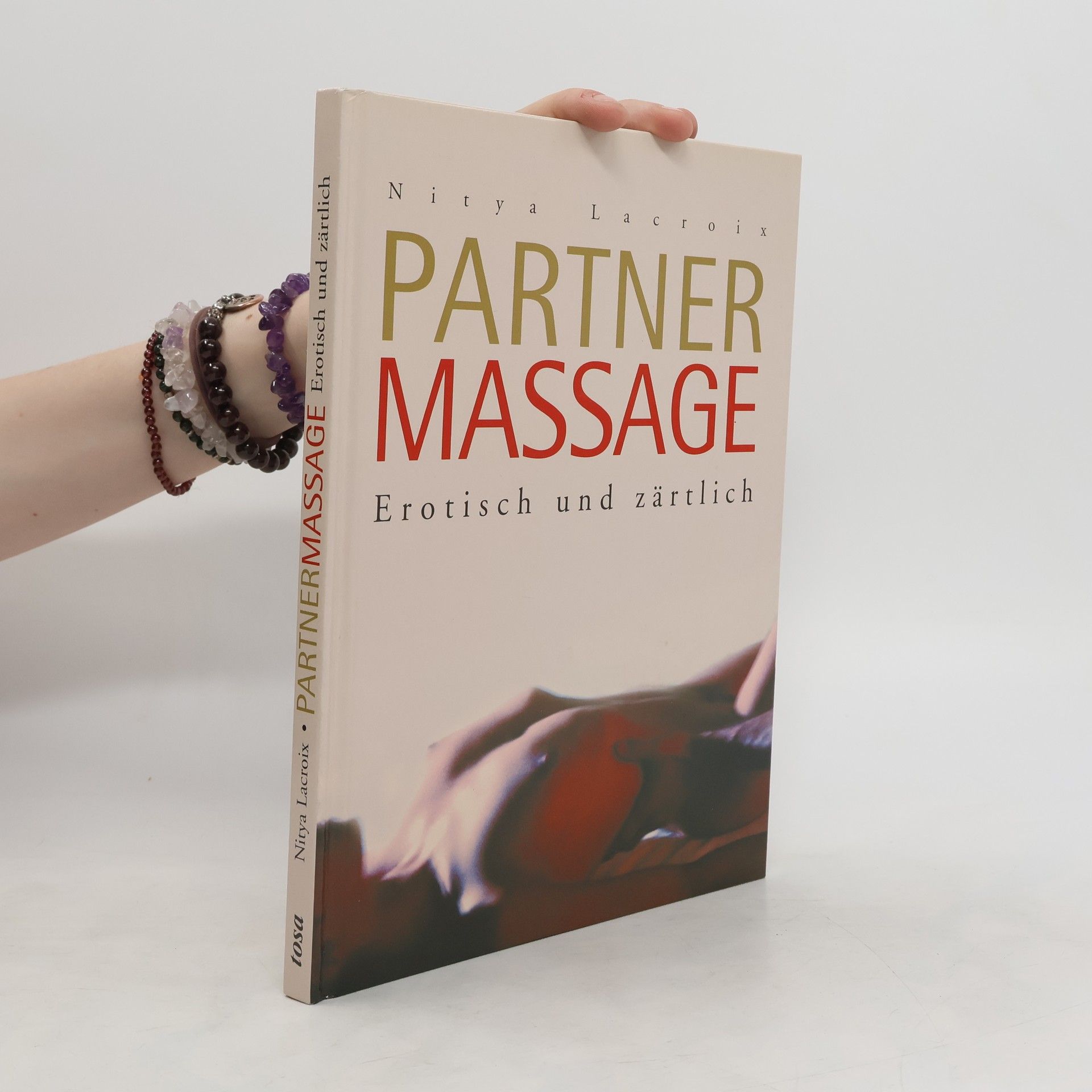 Nitya Lacroix Partnermassage