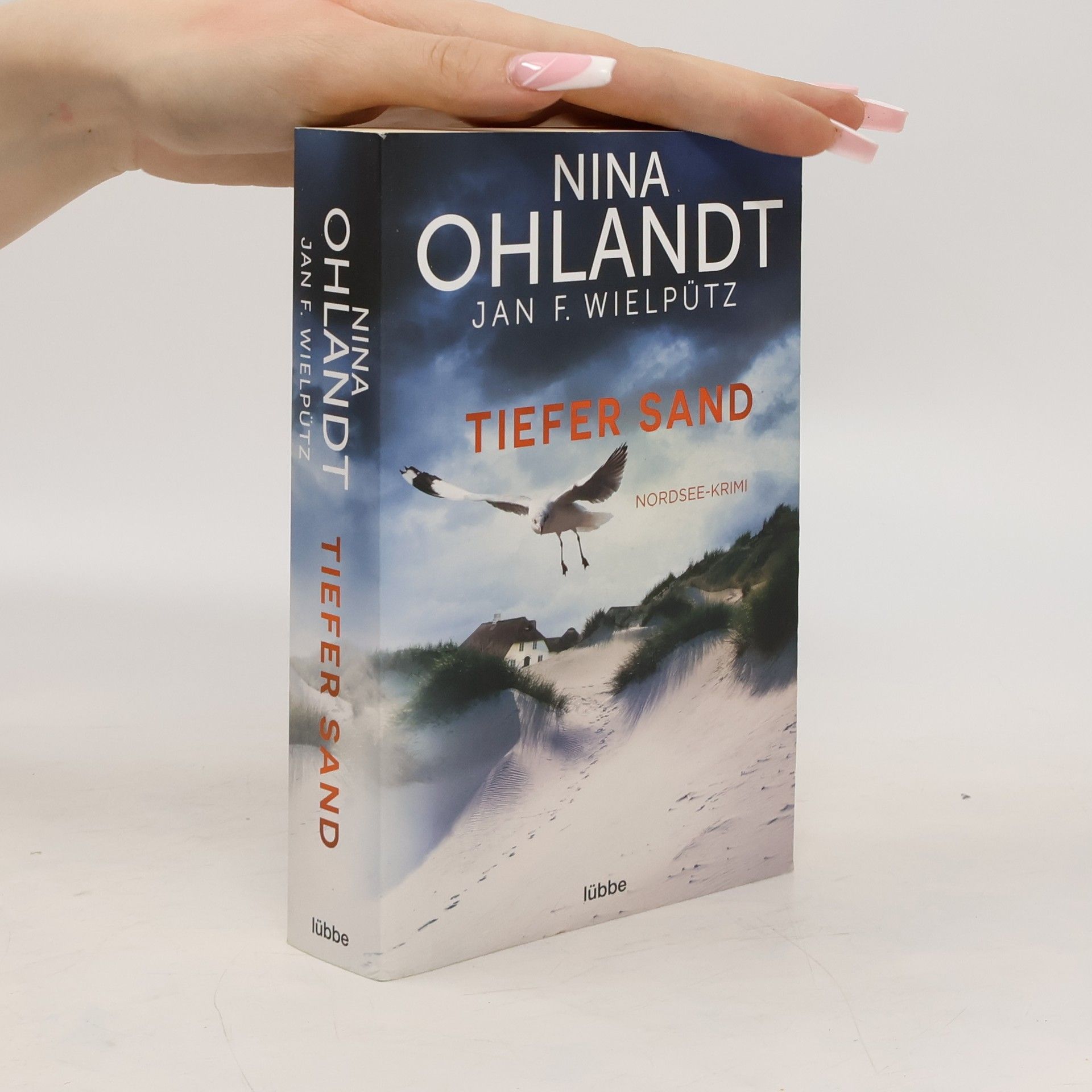 Nina Ohlandt Tiefer Sand