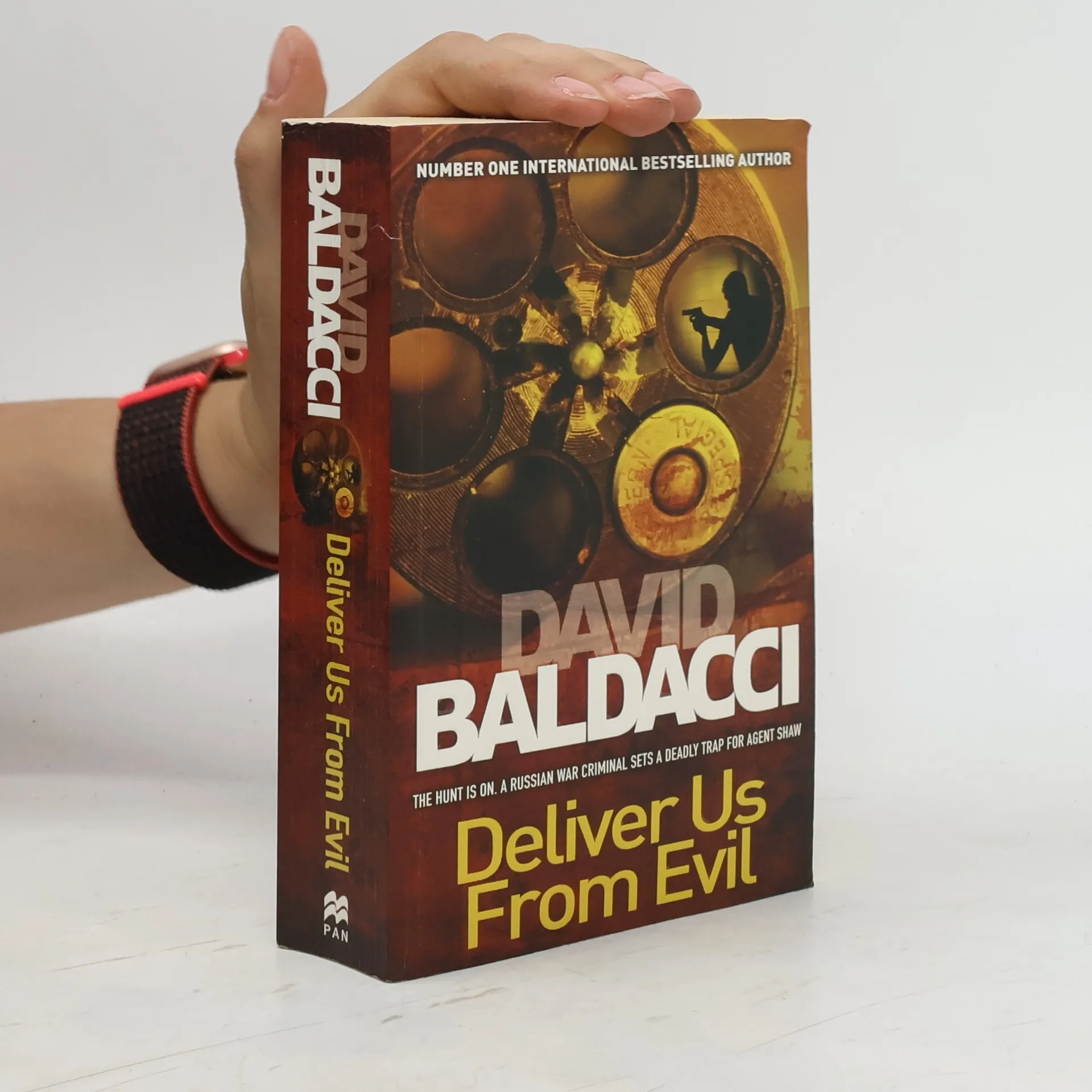 Deliver Us from Evil | Book | Paperback | David Baldacci | EN