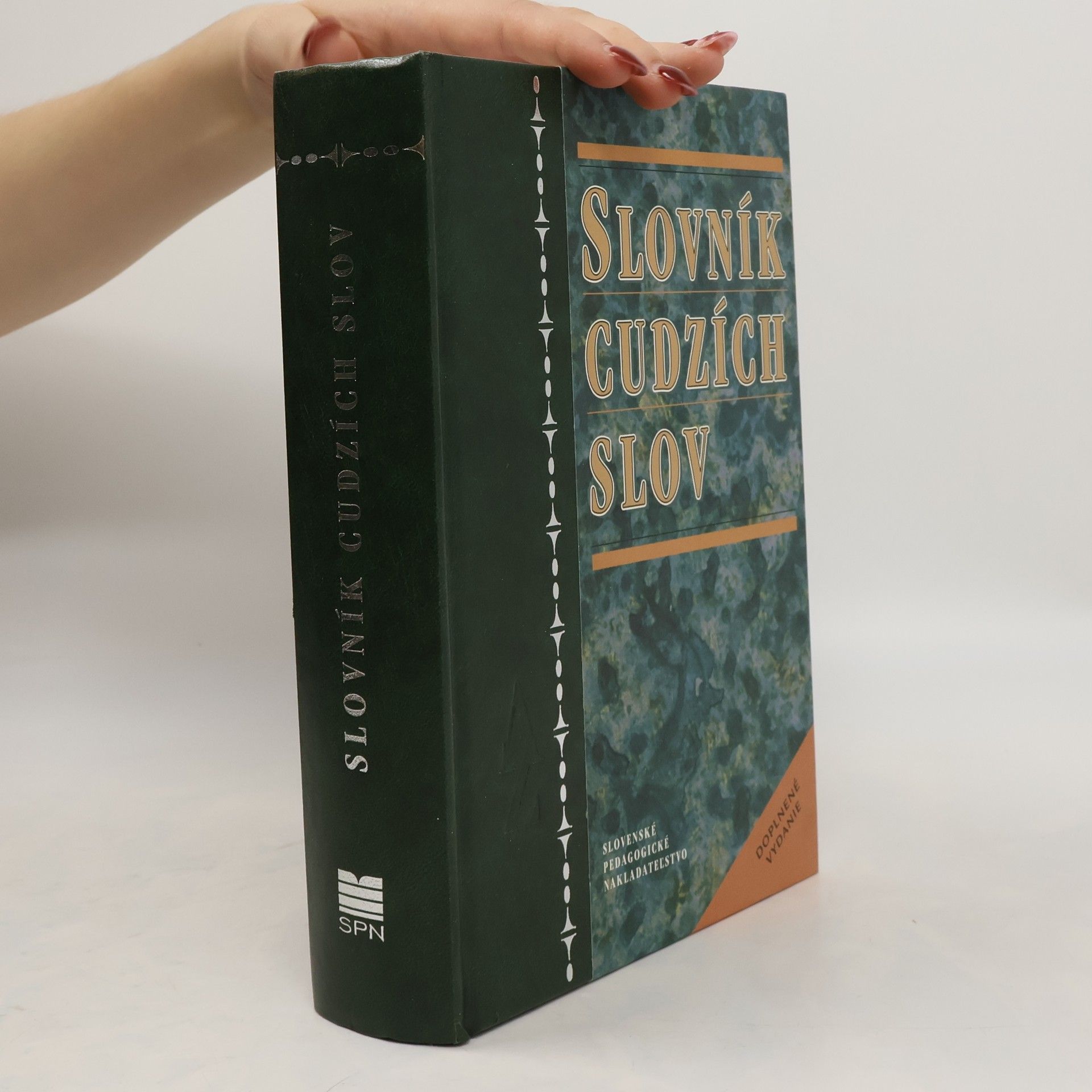Autorenkollektiv Slovník cudzích slov
