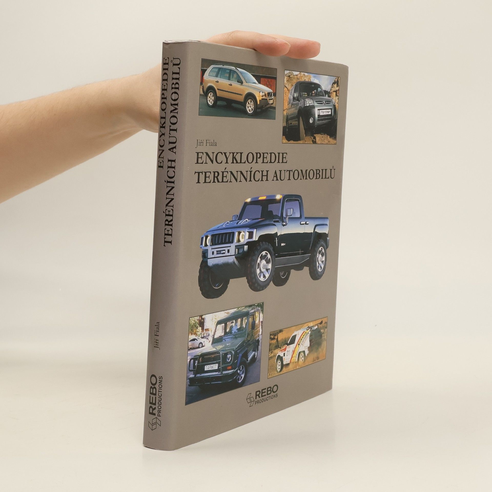 Jiří Fiala Encyklopedie terénních automobilů
