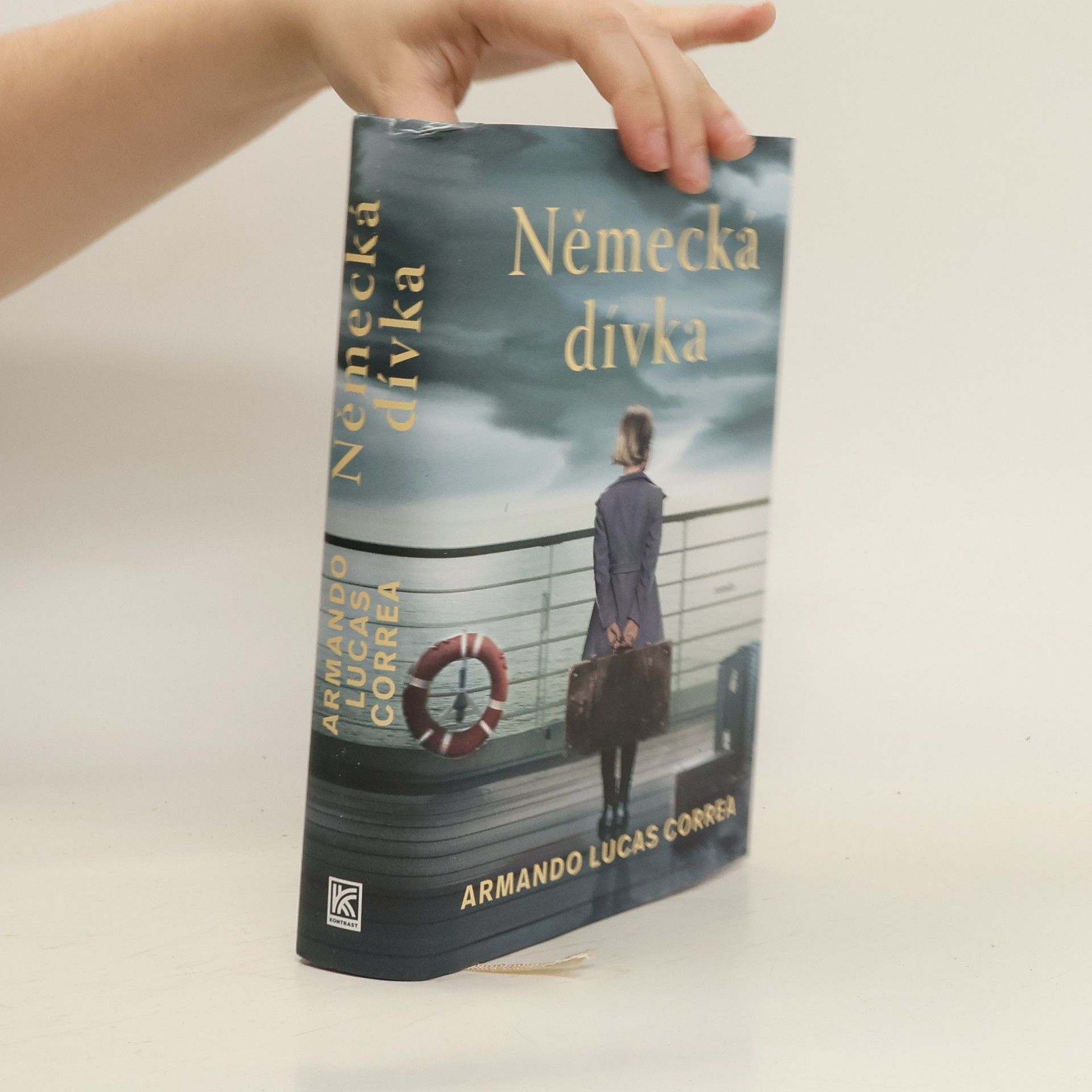 Armando Lucas Correa Německá dívka