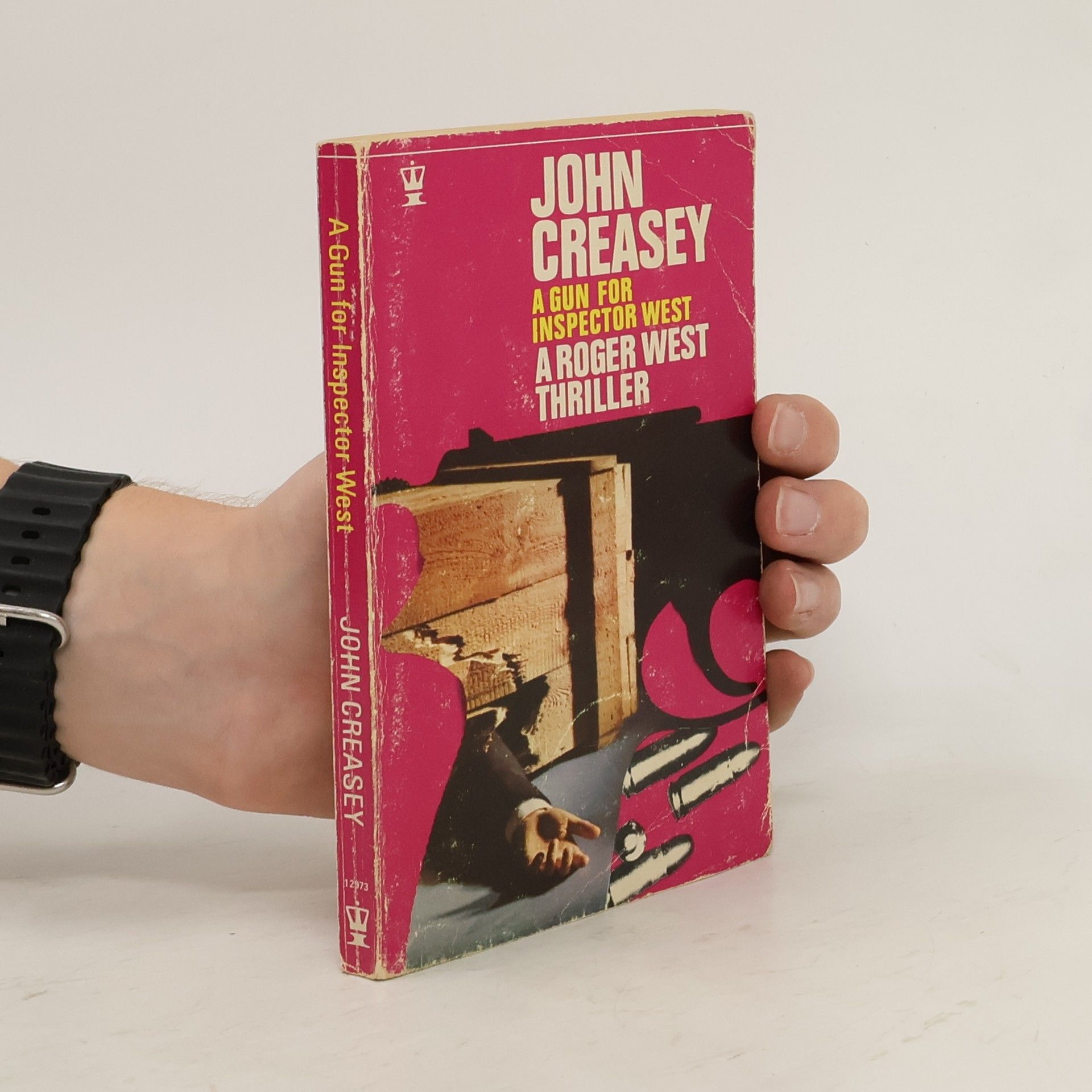 John Creasey A Gun for Inspector West