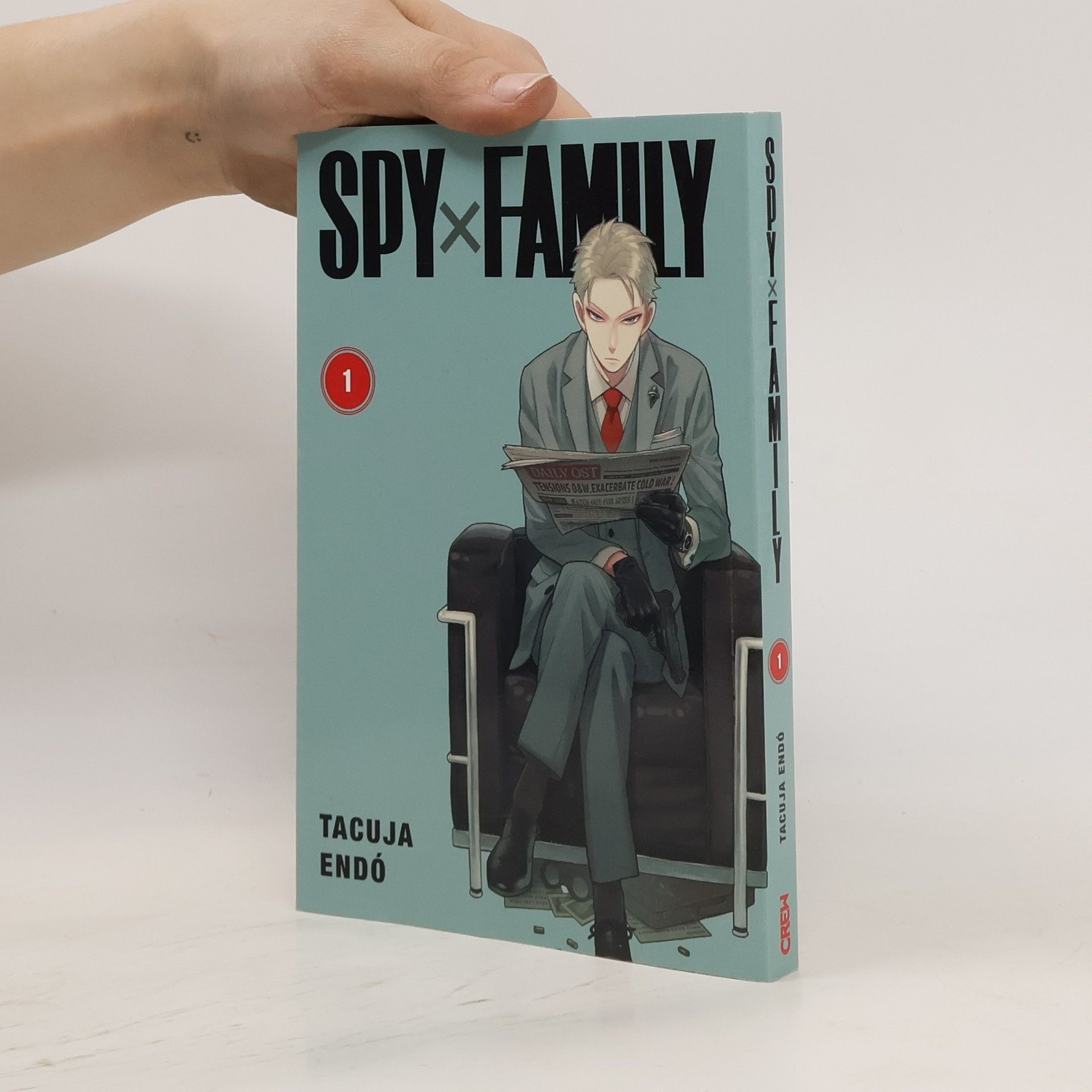 Tacuja Endó Spy x Family 1