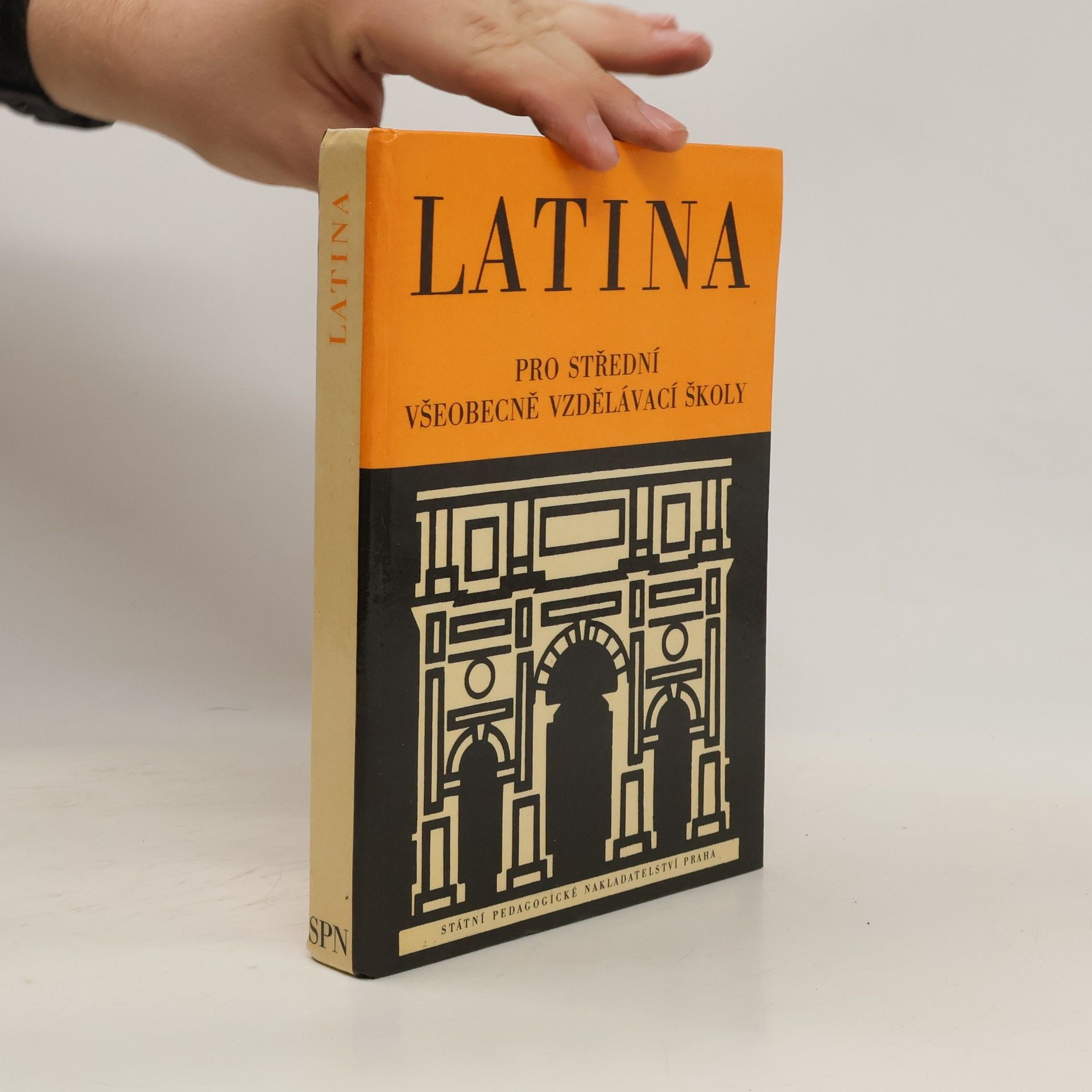 Collectif d'auteurs Latina pro střední všeobecně vzdělávací školy