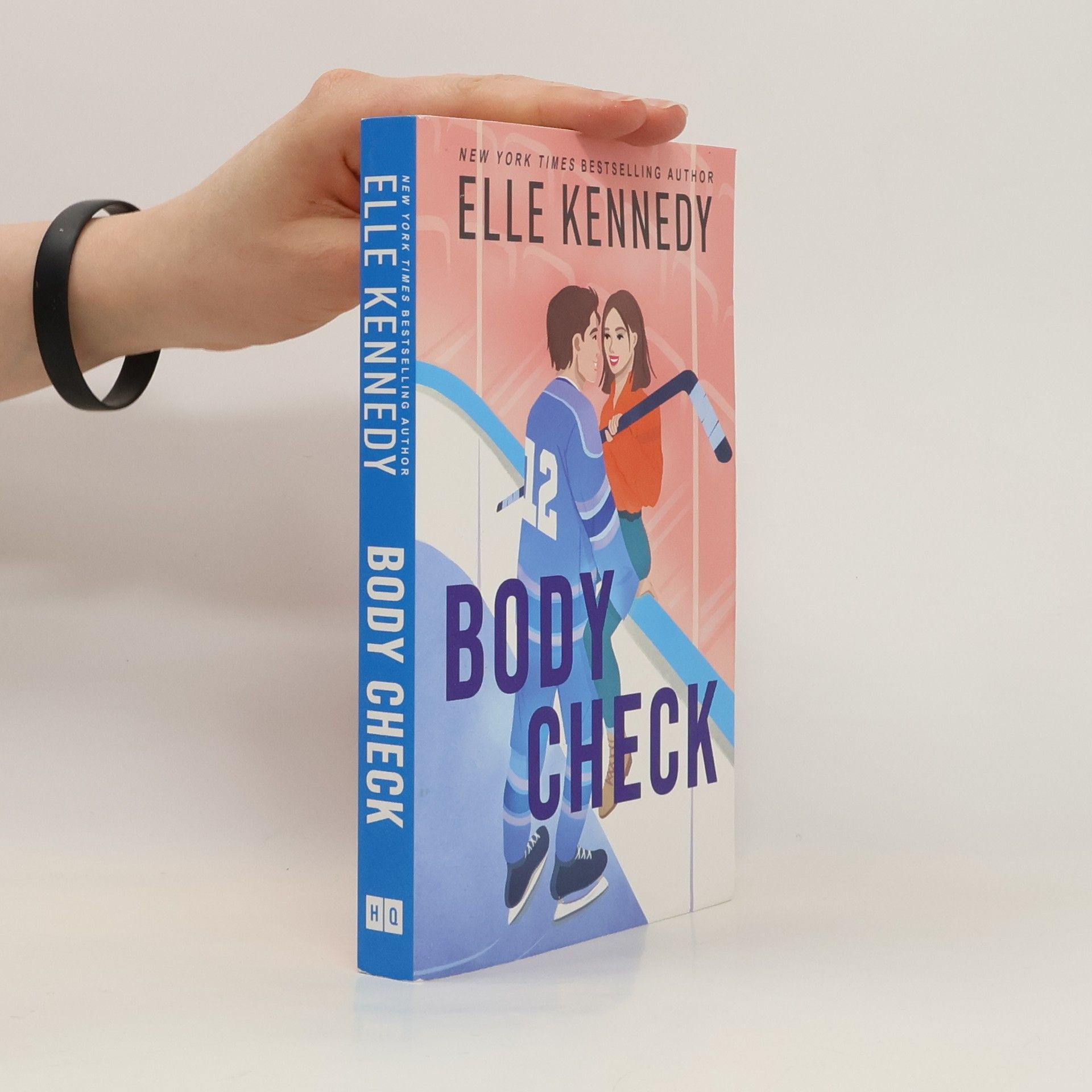 Elle Kennedy Body Check