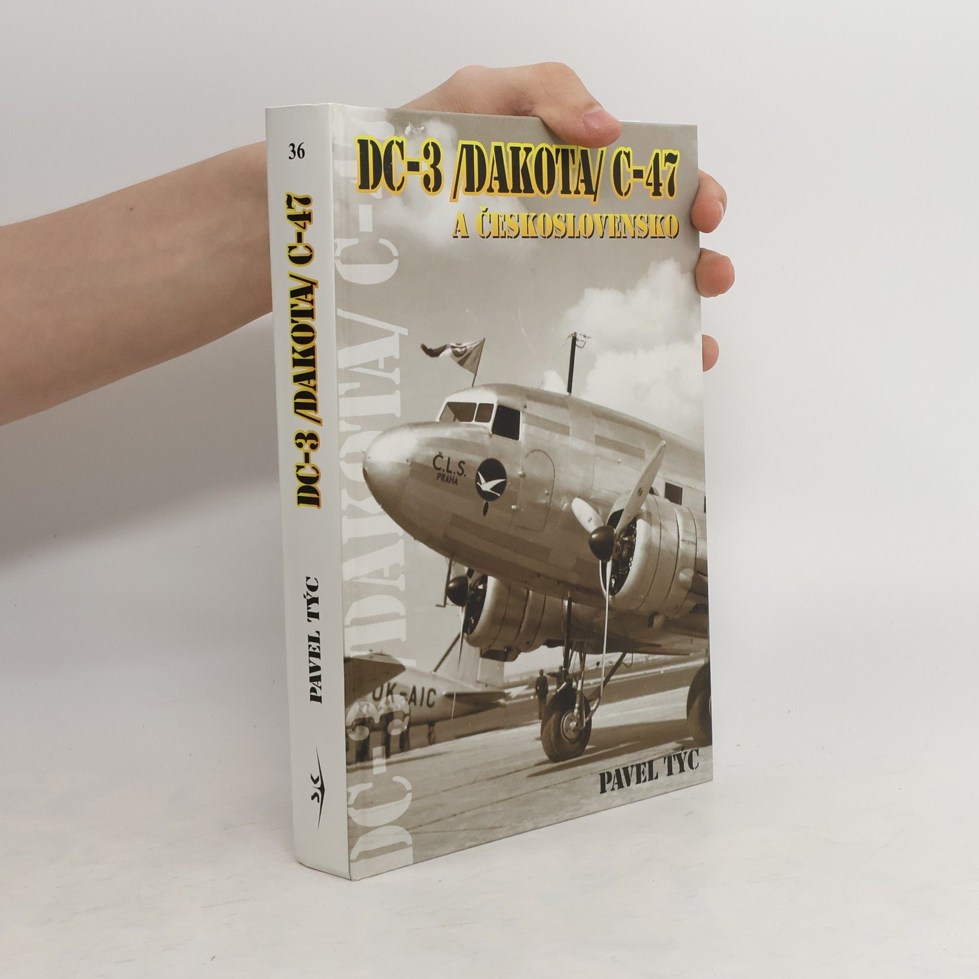 DC-3 (Dakota) C-47 a Československo