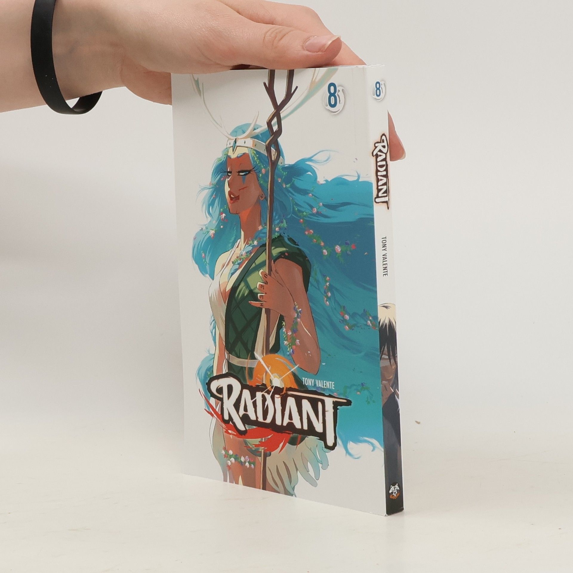 Tony Valente Radiant 8