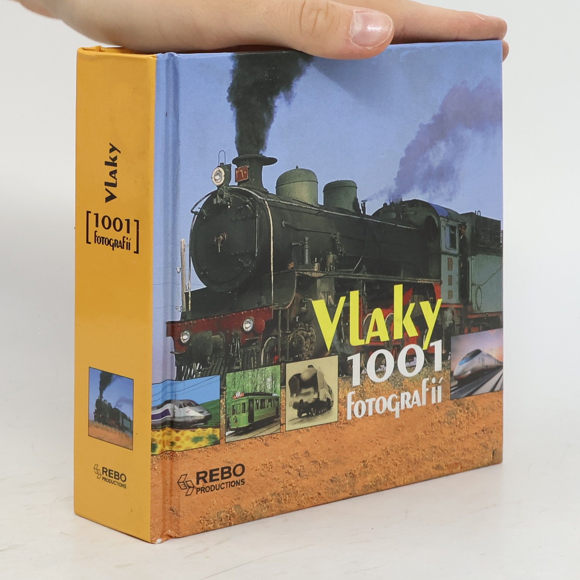 kolektiv Vlaky: 1001 fotografií