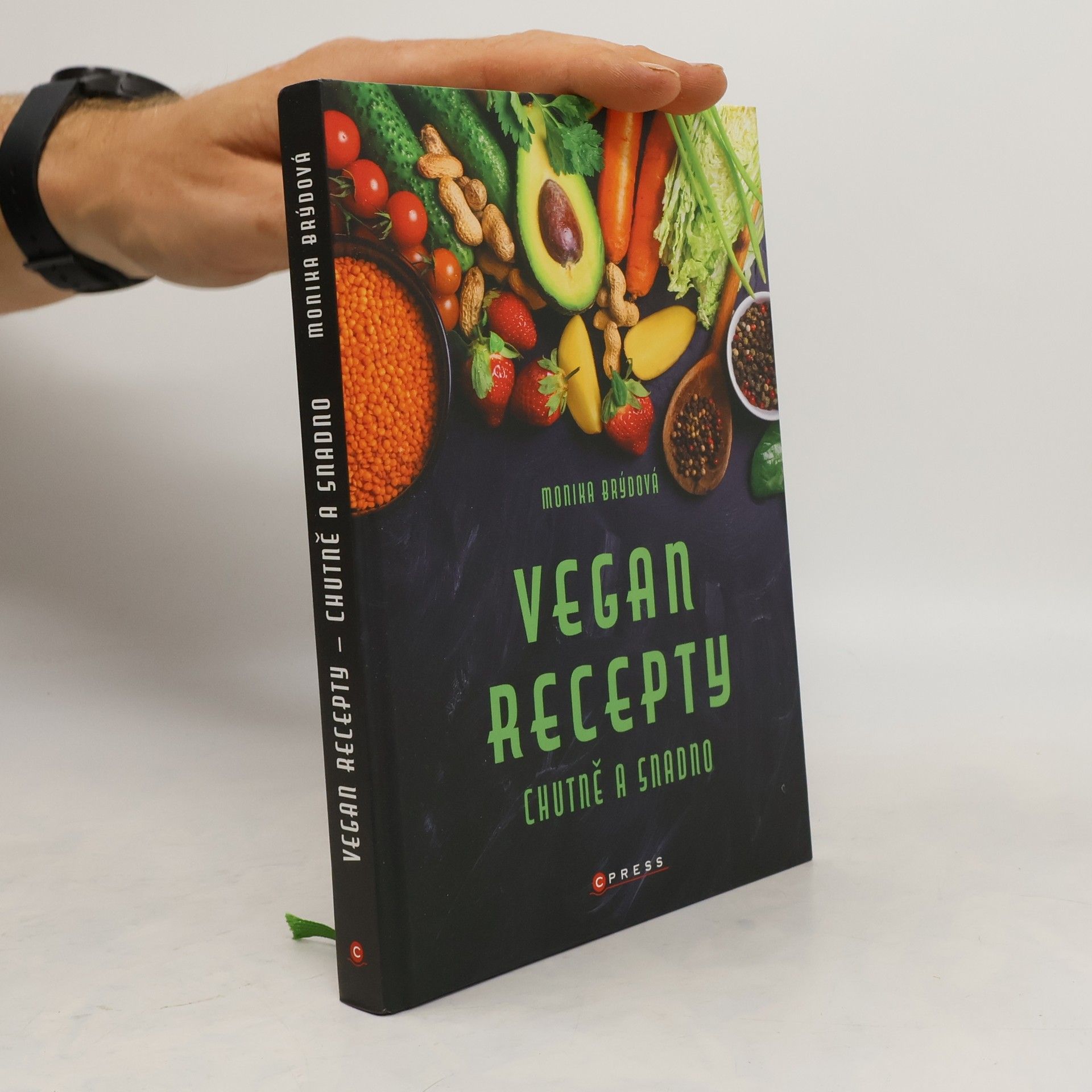Monika Brýdová Vegan recepty. Chutně a snadno