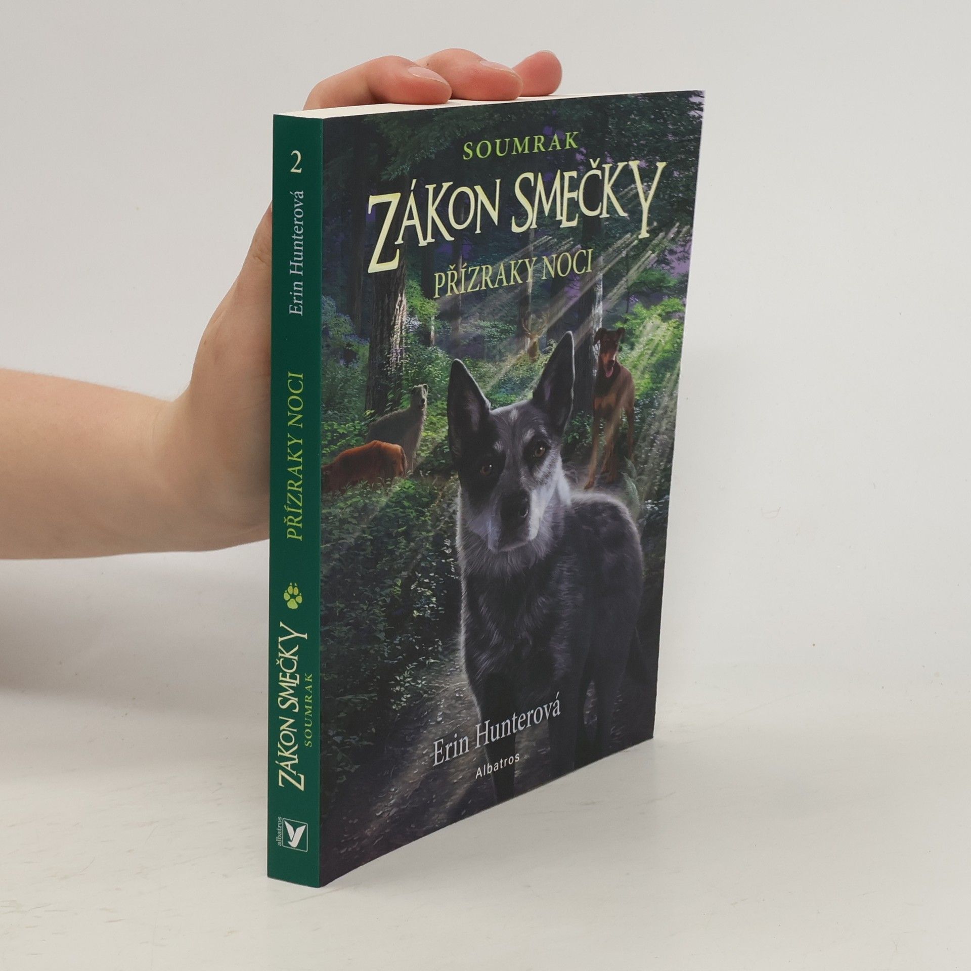 Erin Hunter Zákon smečky. Přízraky noci