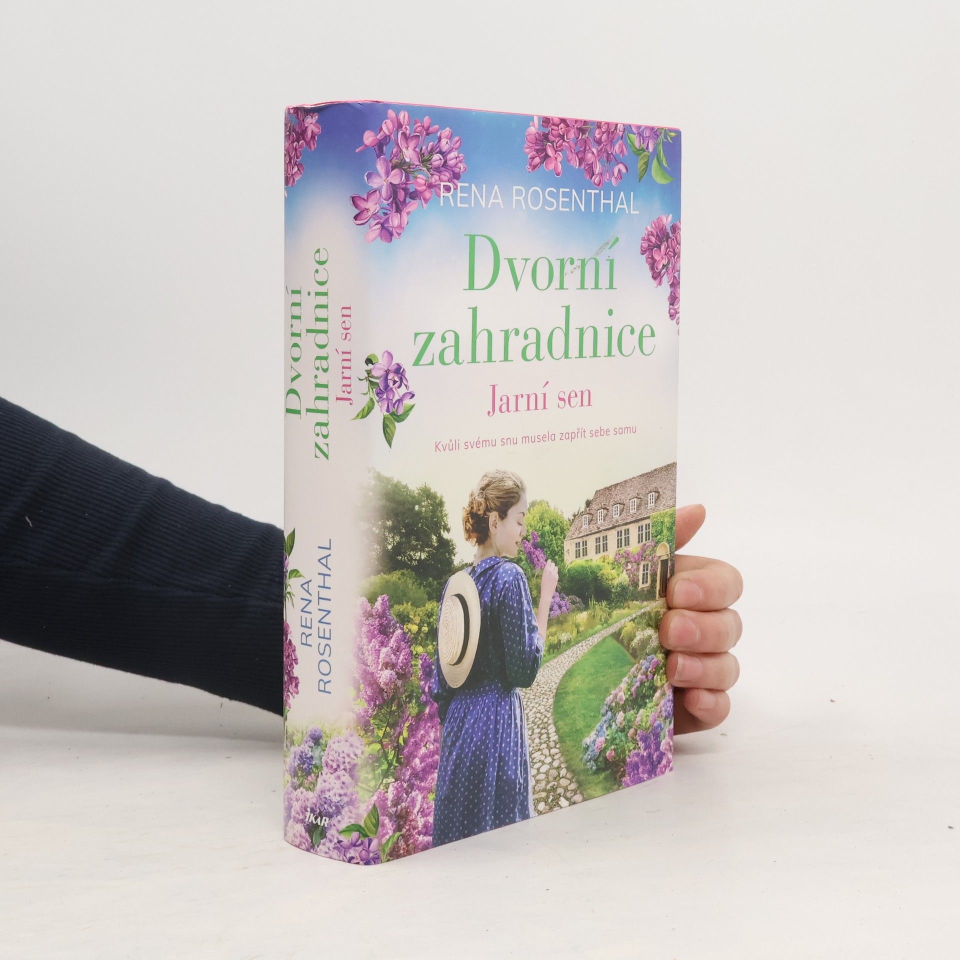 Rena Rosenthal Dvorní zahradnice. Jarní sen