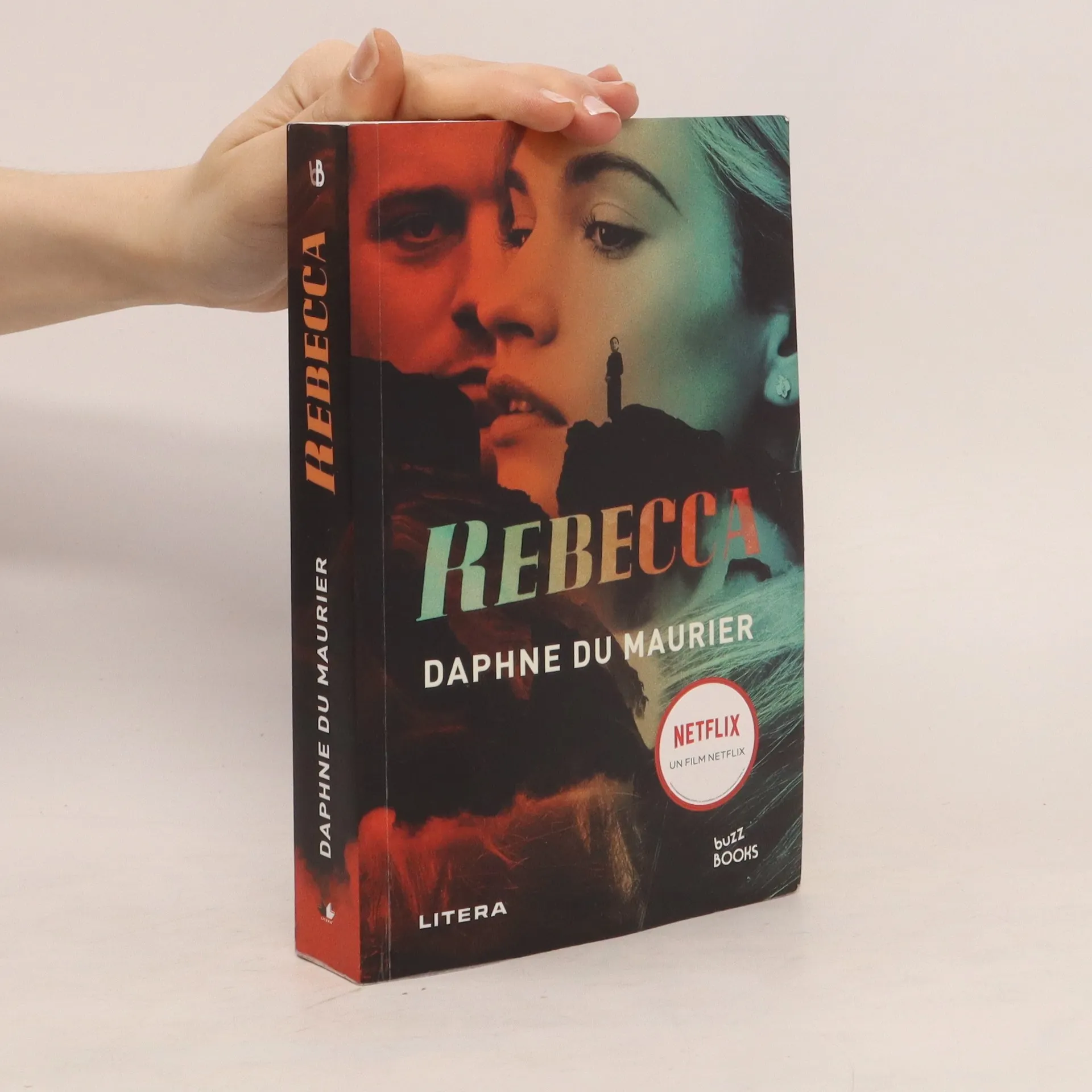 Rebecca | Book | Paperback | Daphne du Maurier | RO