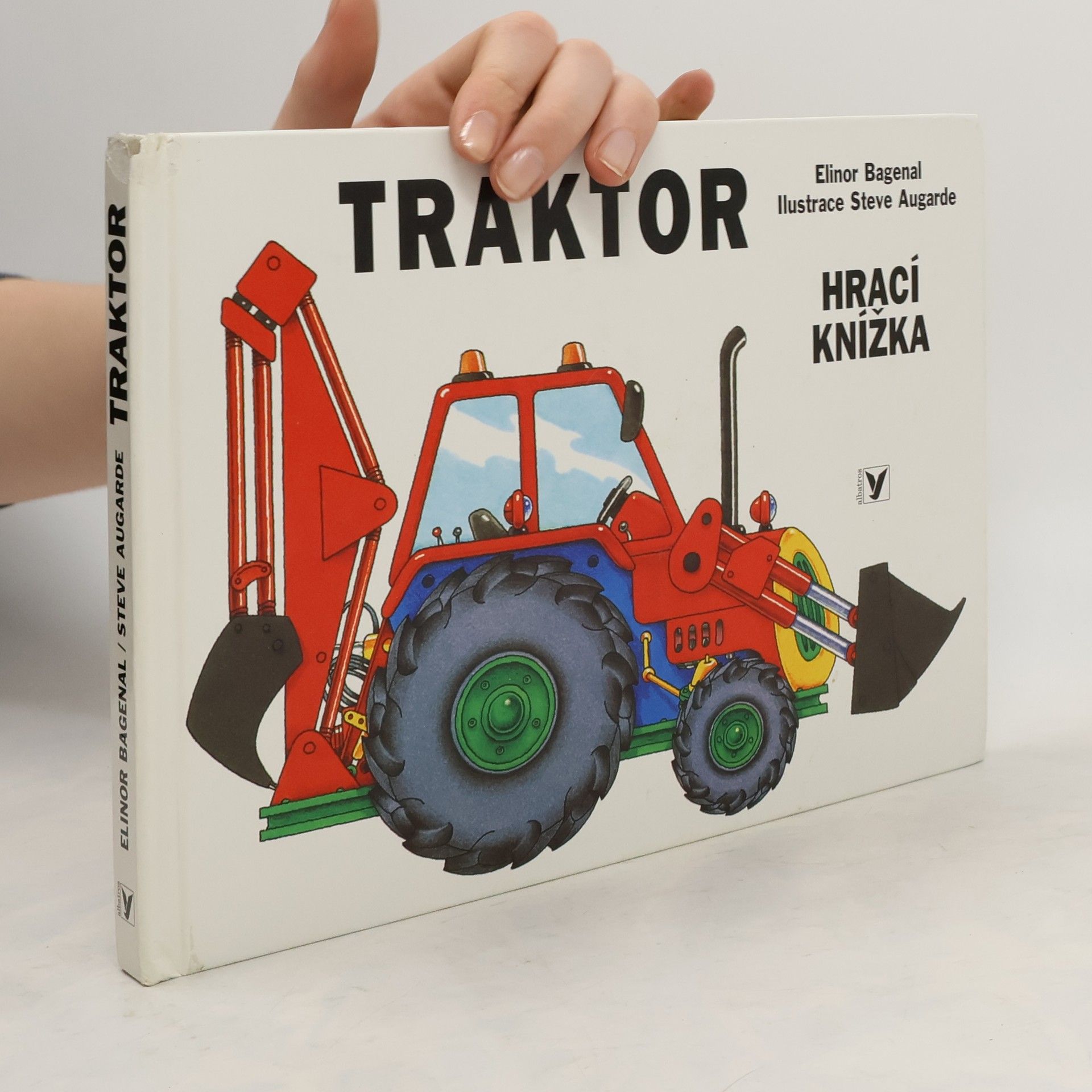 Steve Augarde Traktor