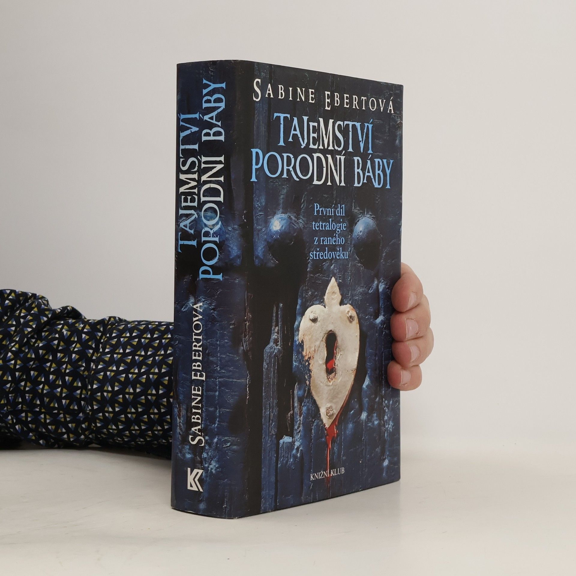 Sabine Ebertová Tajemství porodní báby