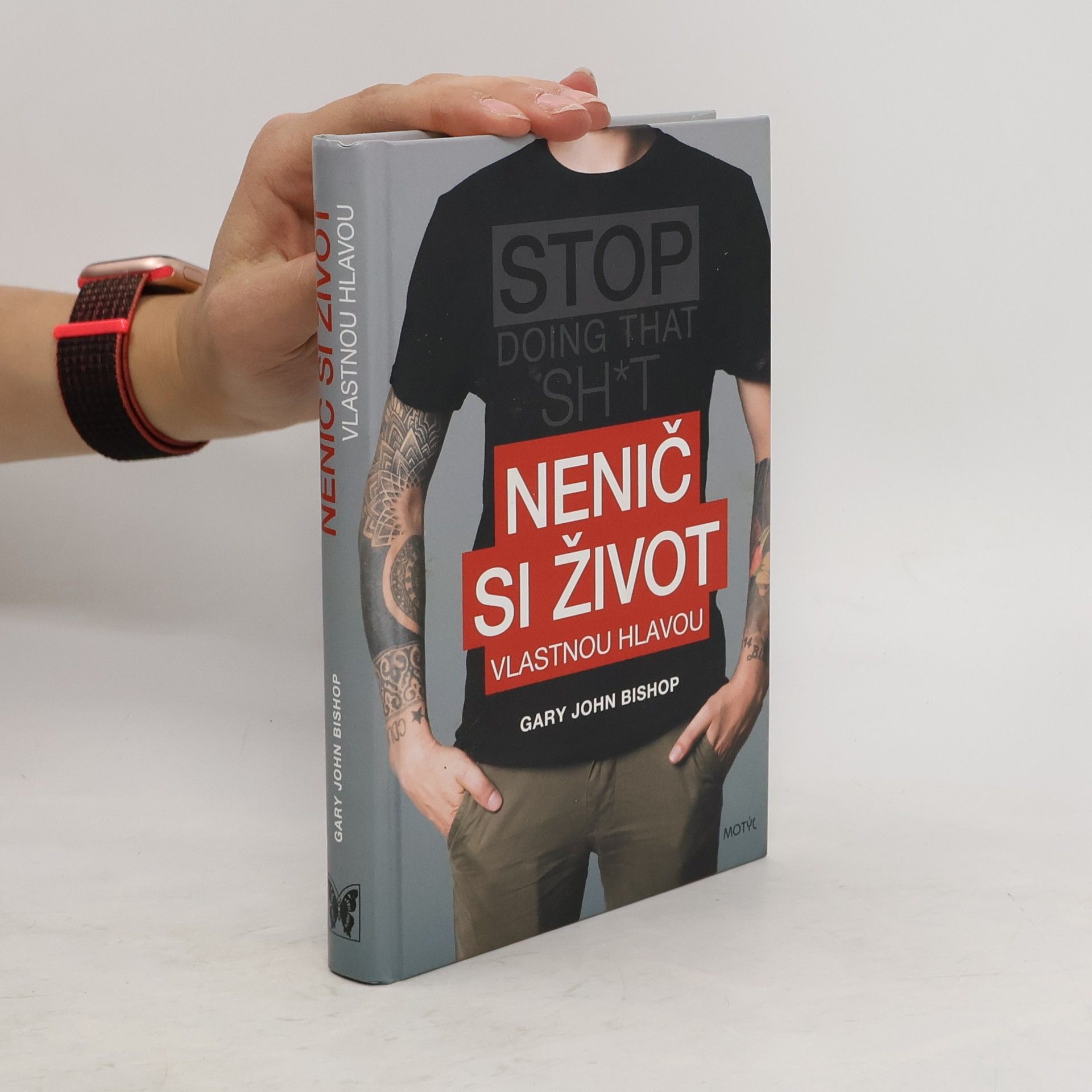 Gary John Bishop Nenič si život vlastnou hlavou
