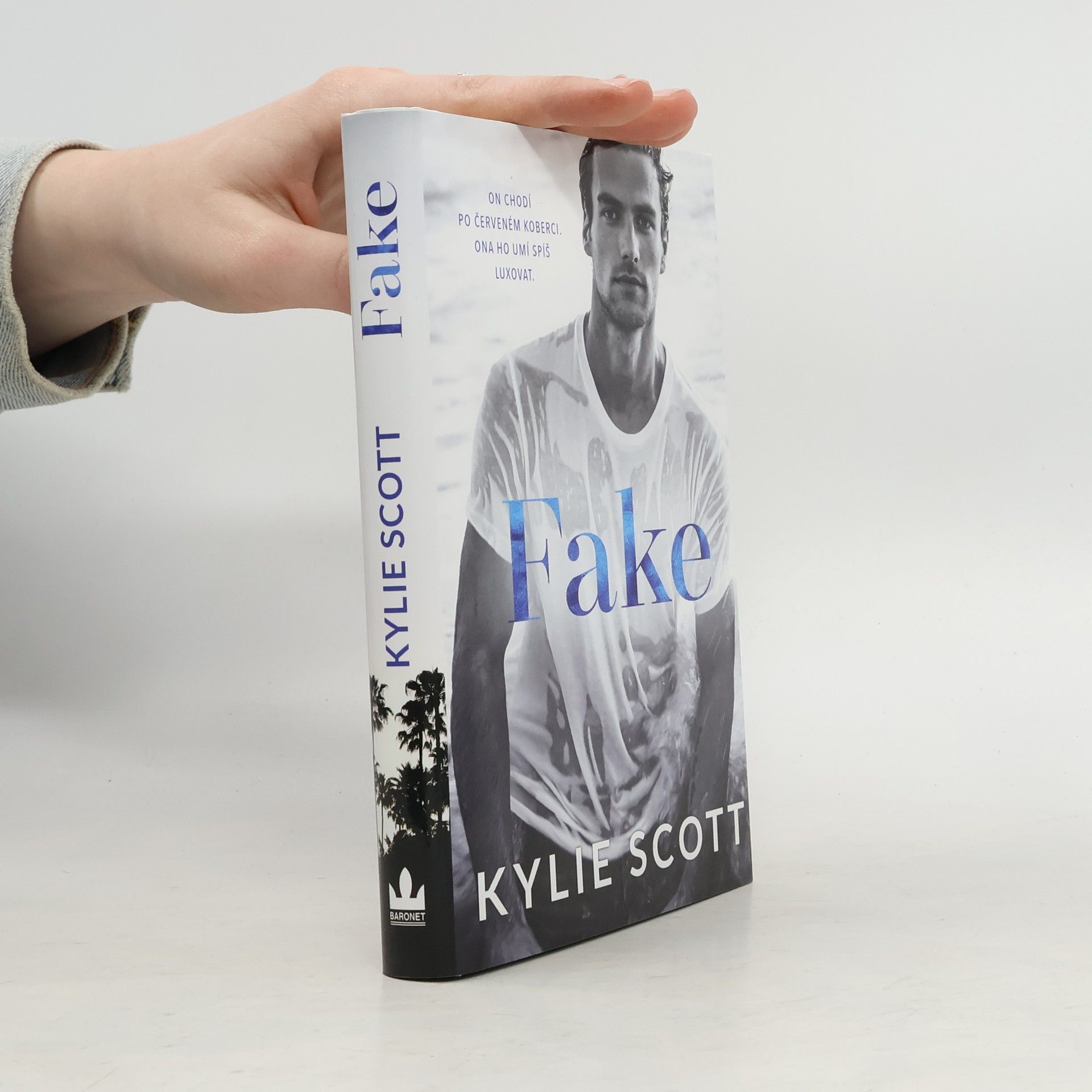 Kylie Scott Fake: West Hollywood.